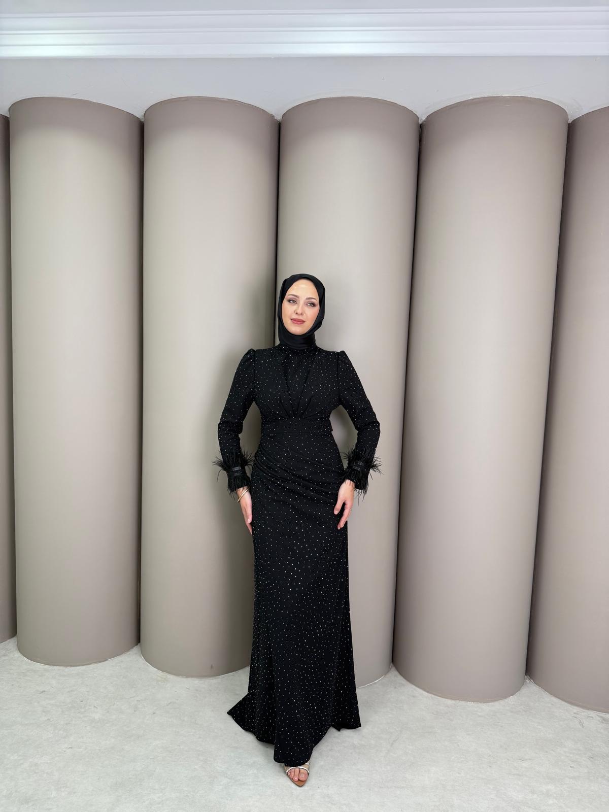 Abiye
Beste Abiye Siyah