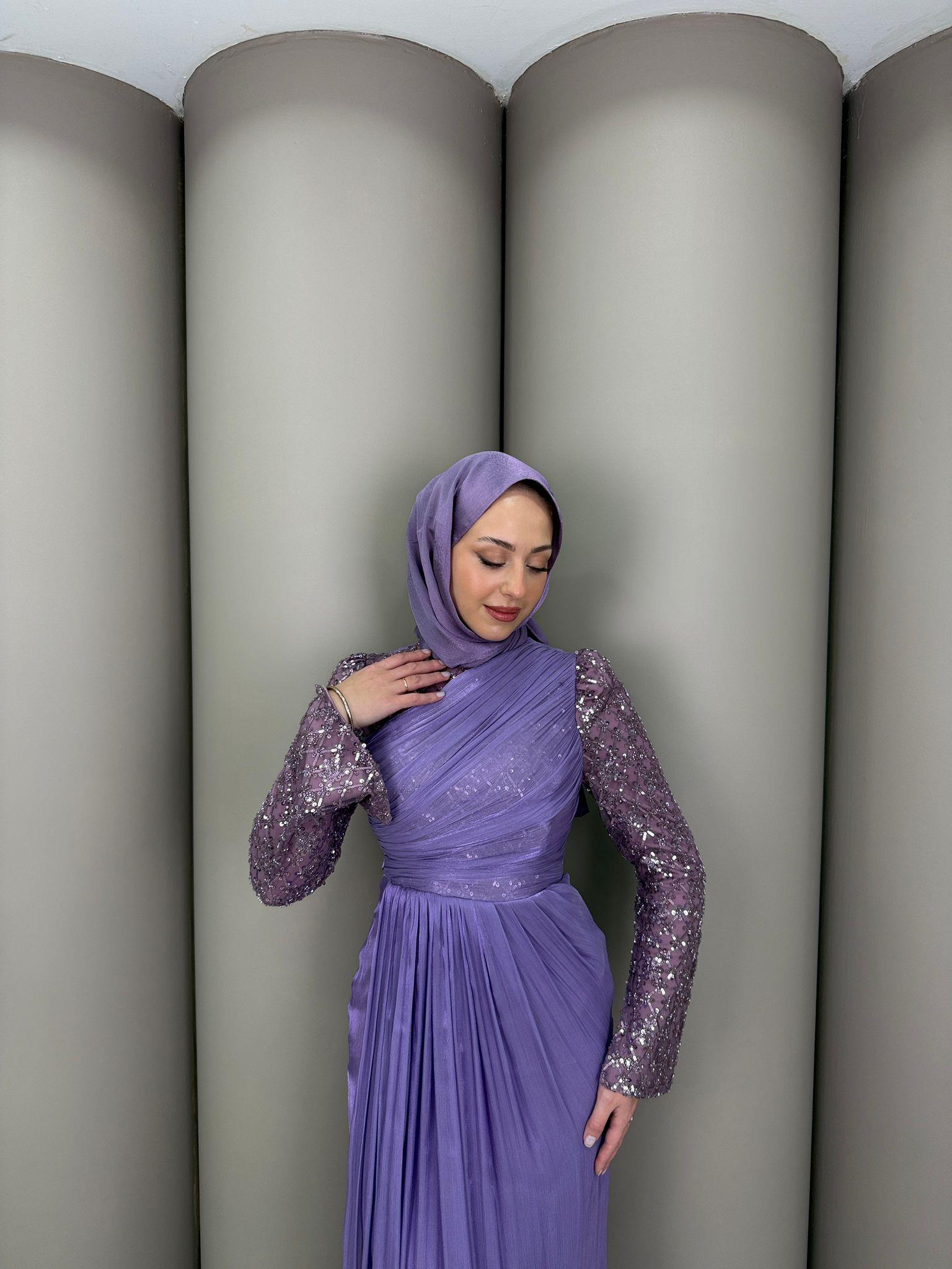 Abiye
Betty Abiye Lila