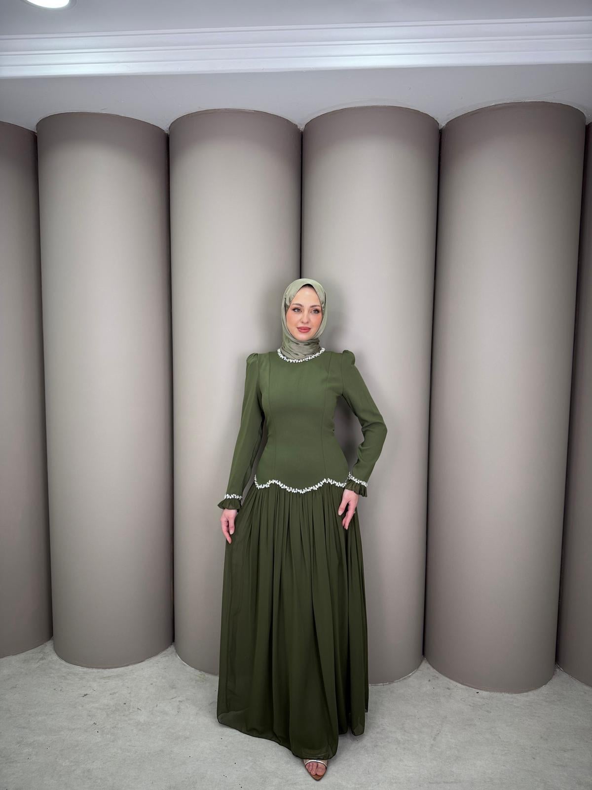 Abiye
Burçin Abiye Çağla Yeşil