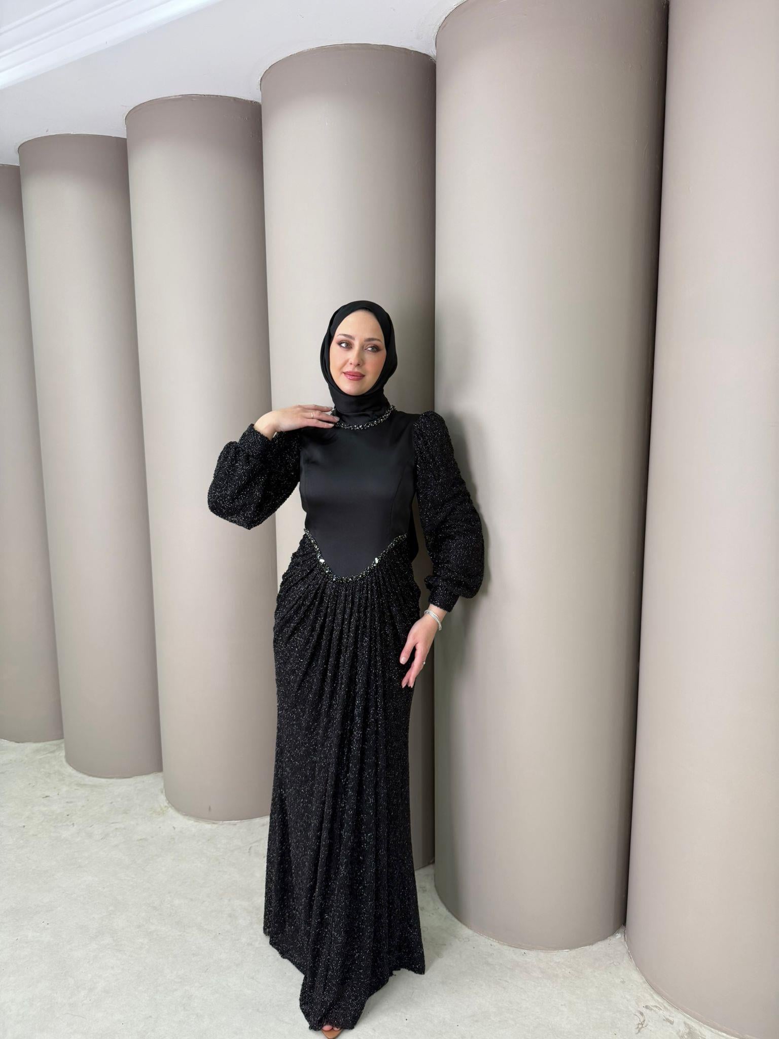 Abiye
Dilay Abiye Siyah