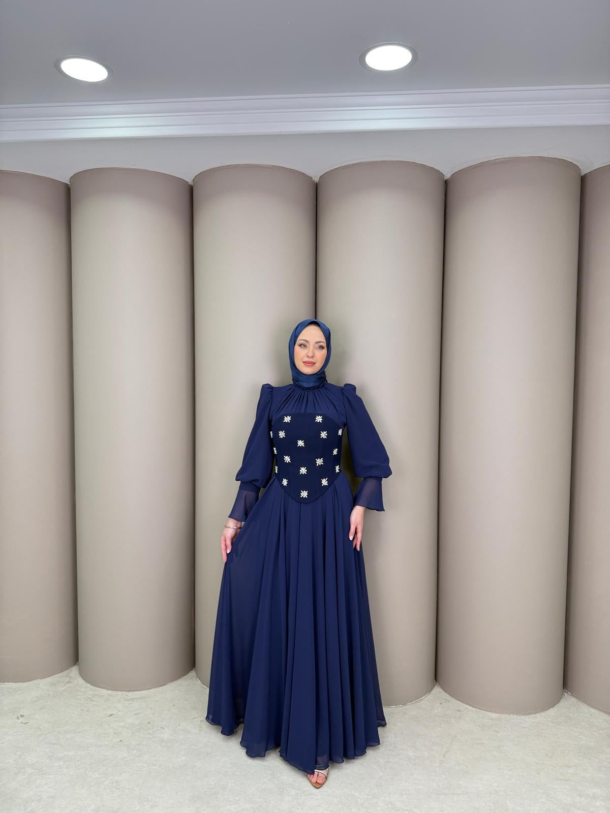 Abiye
Eflin Abiye Lacivert