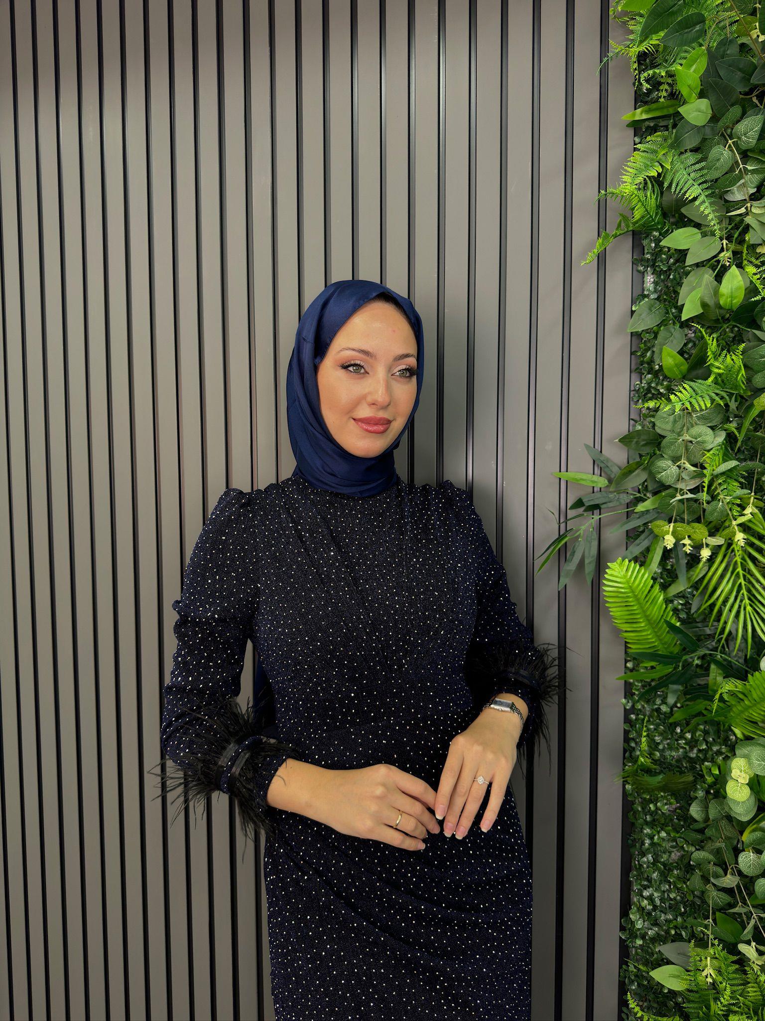 Abiye
Feyza Abiye Lacivert