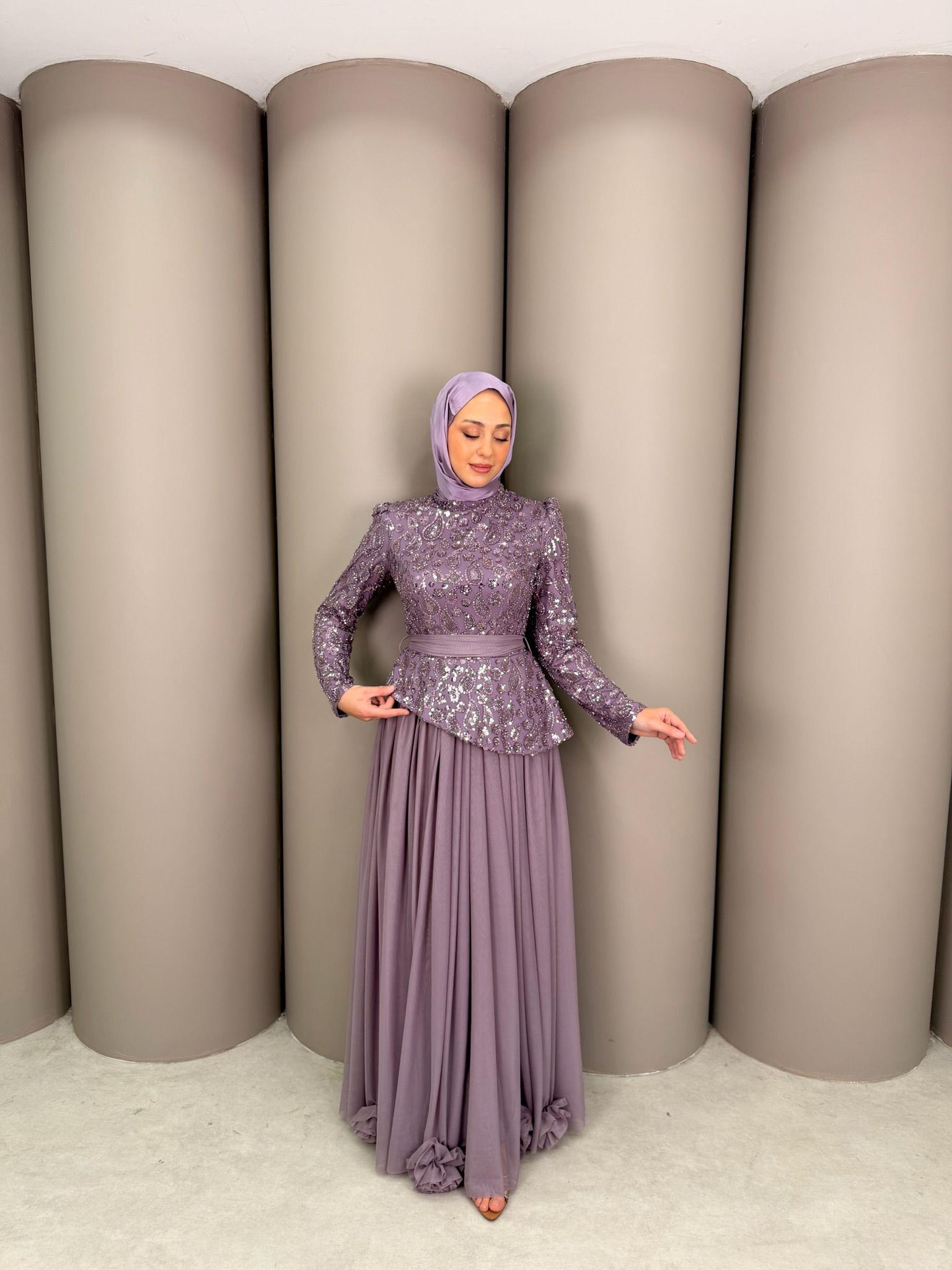 Abiye
Flower Abiye Lila