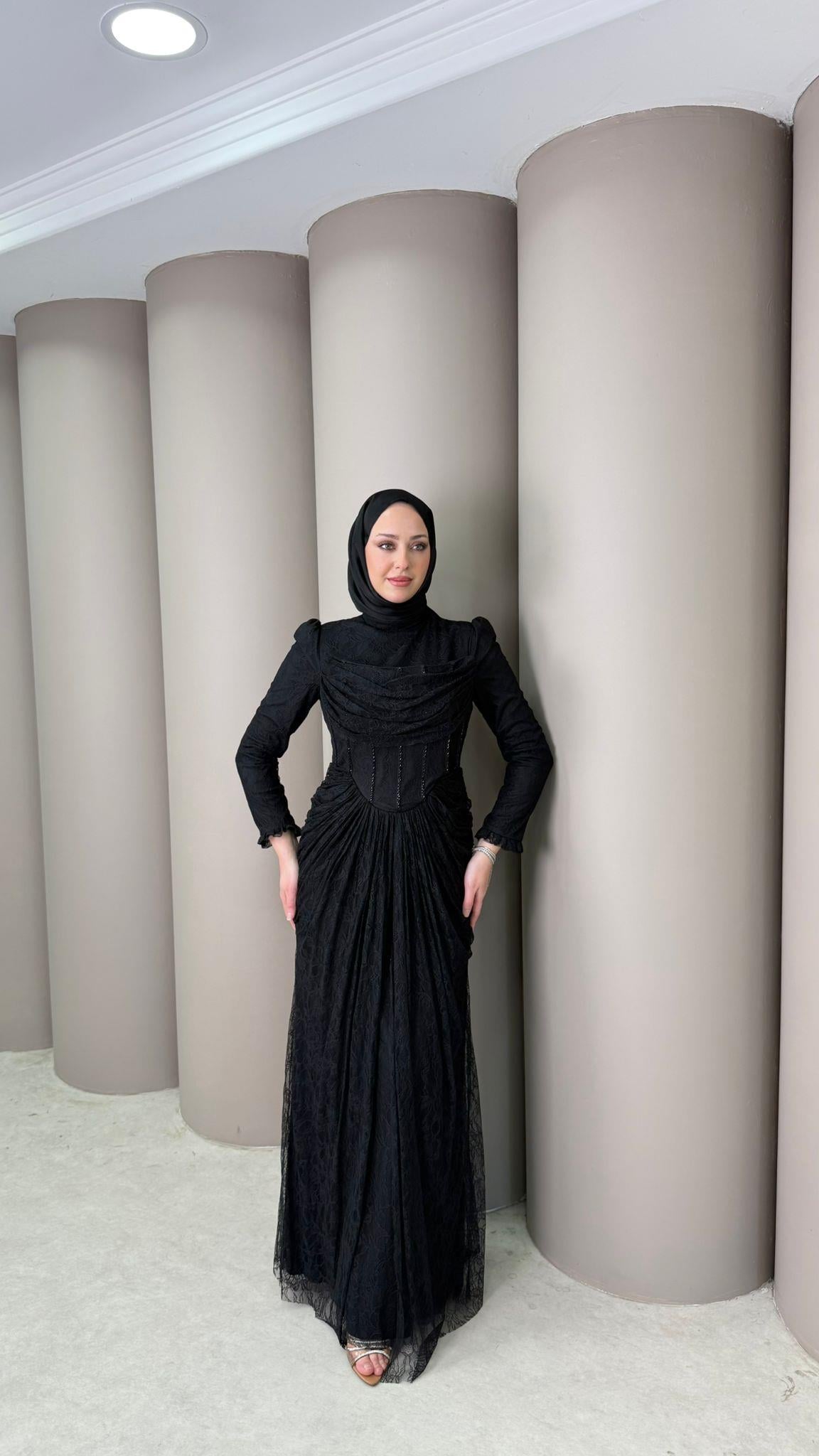 Abiye
Fly Abiye Siyah