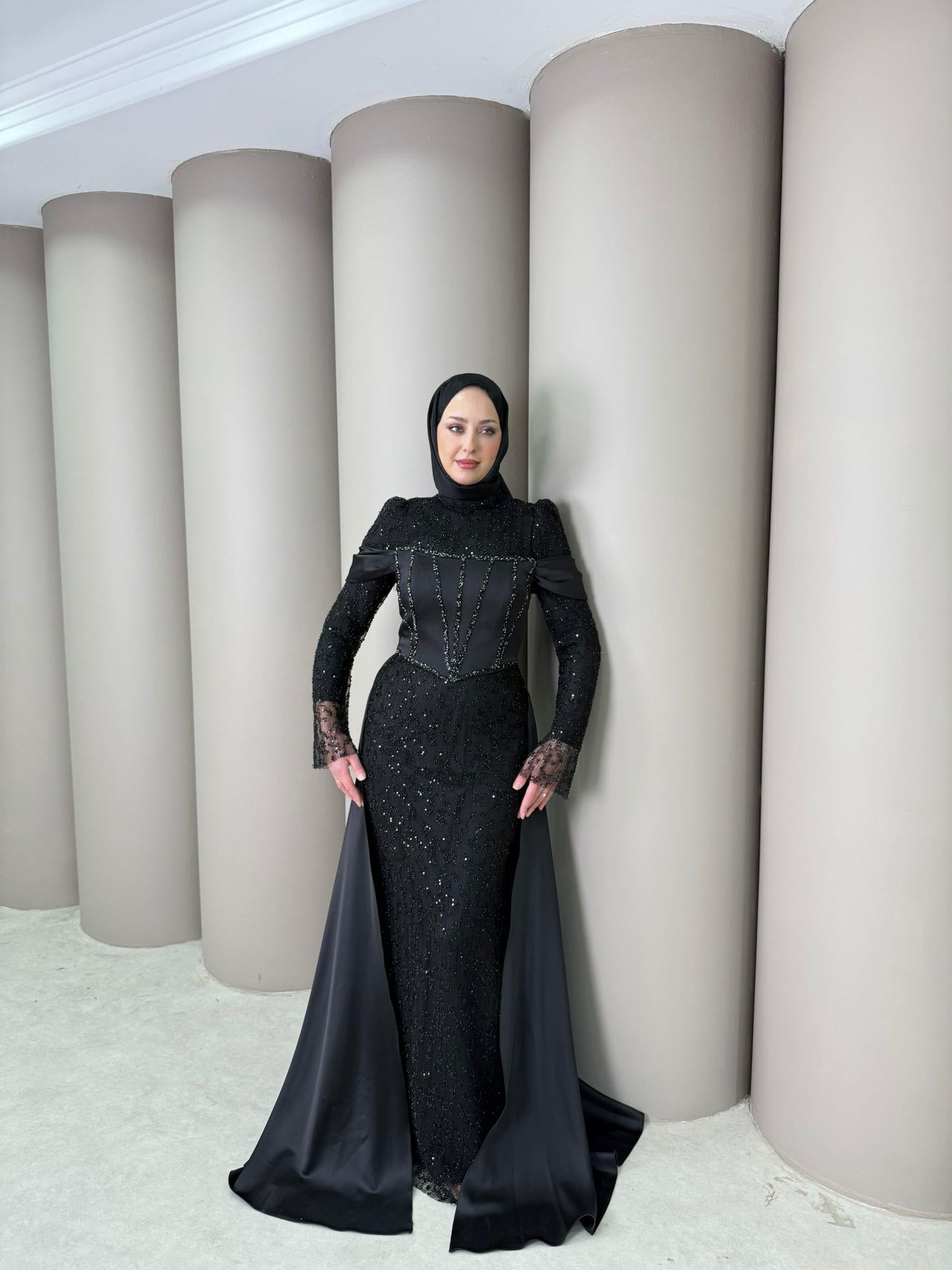 Abiye
Golden Abiye Siyah