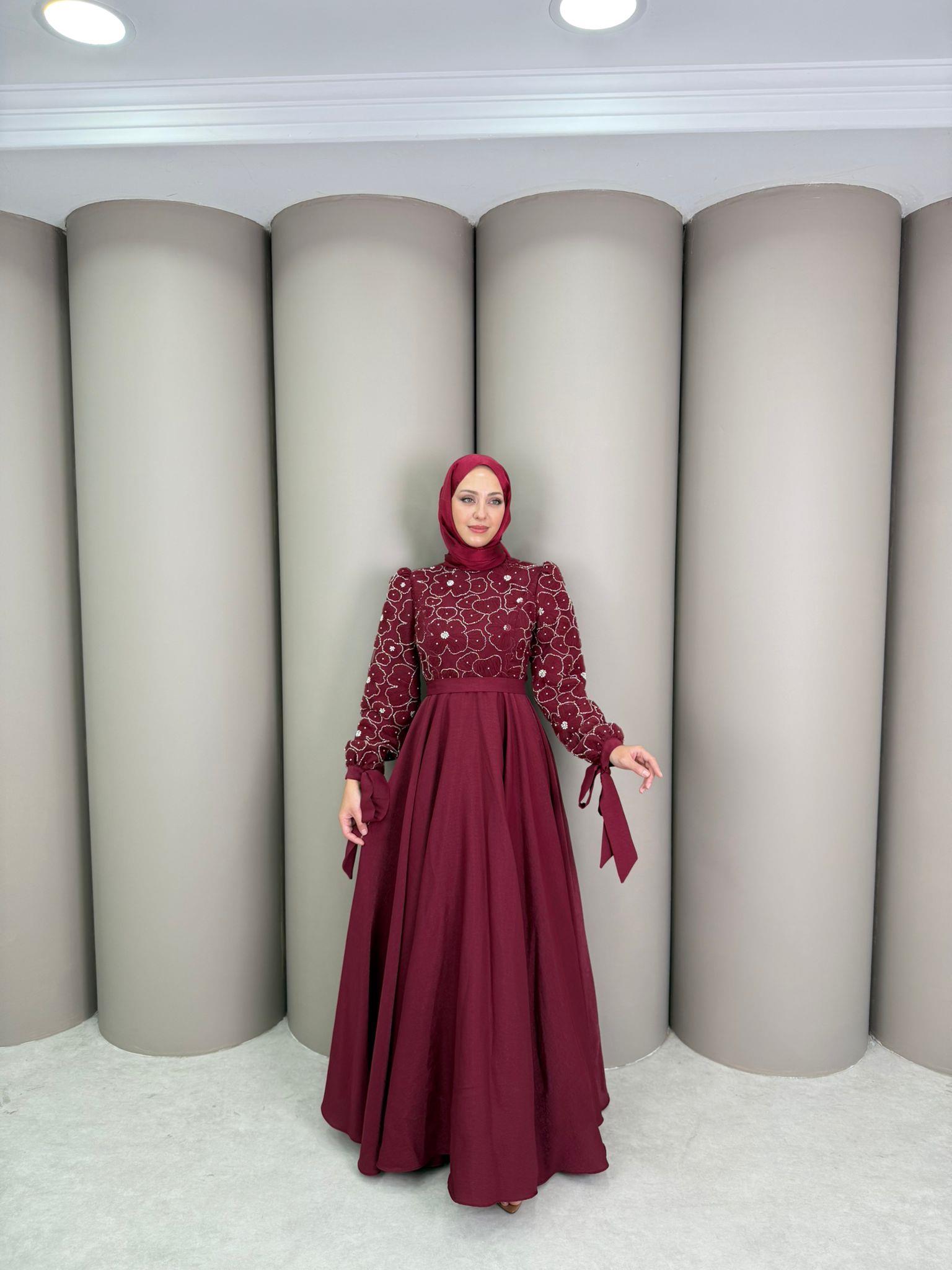 Abiye
Gülru Abiye Bordo