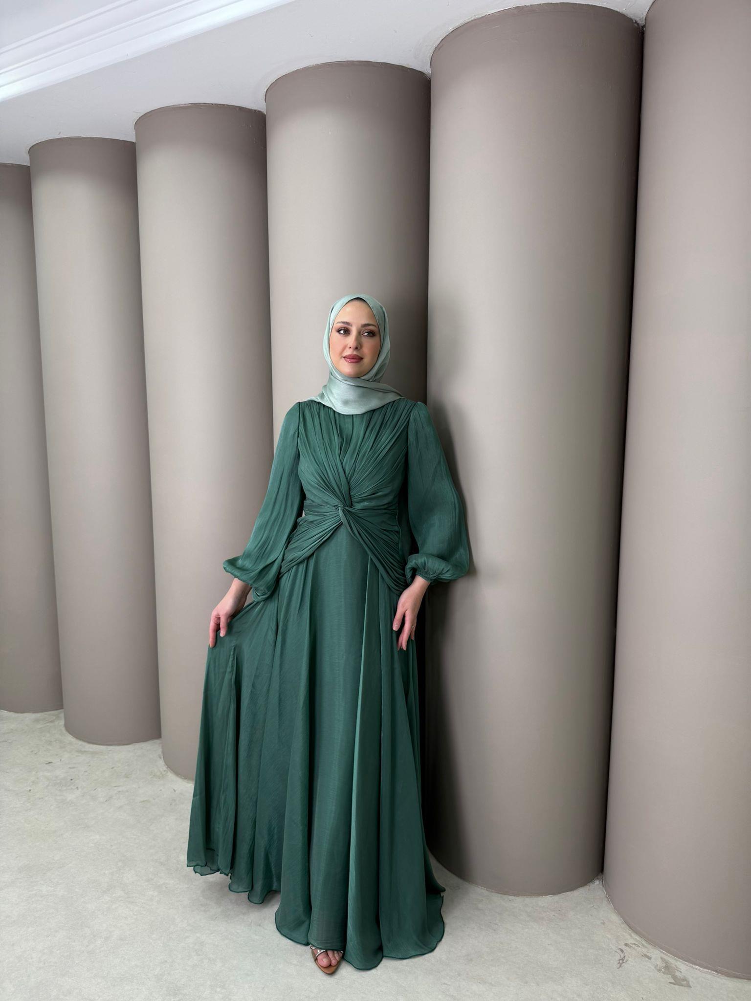 Abiye
Hande Abiye Çağla Yeşil