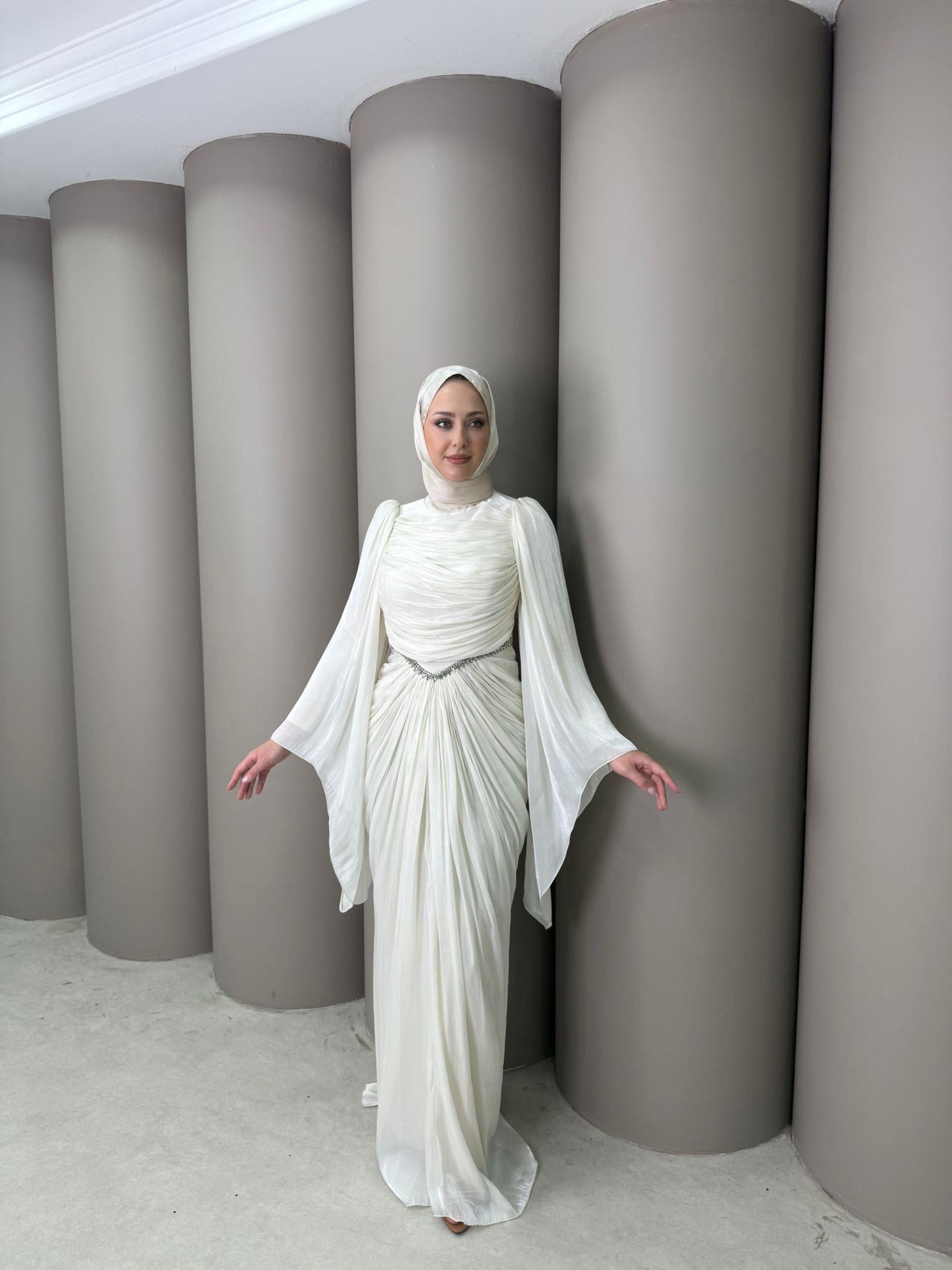 Abiye
Hayal Abiye Krem