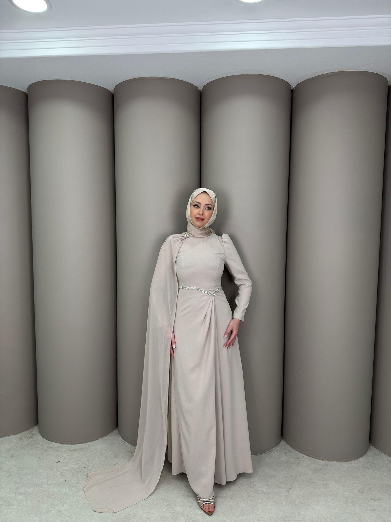 Abiye
İlkay Abiye Taş