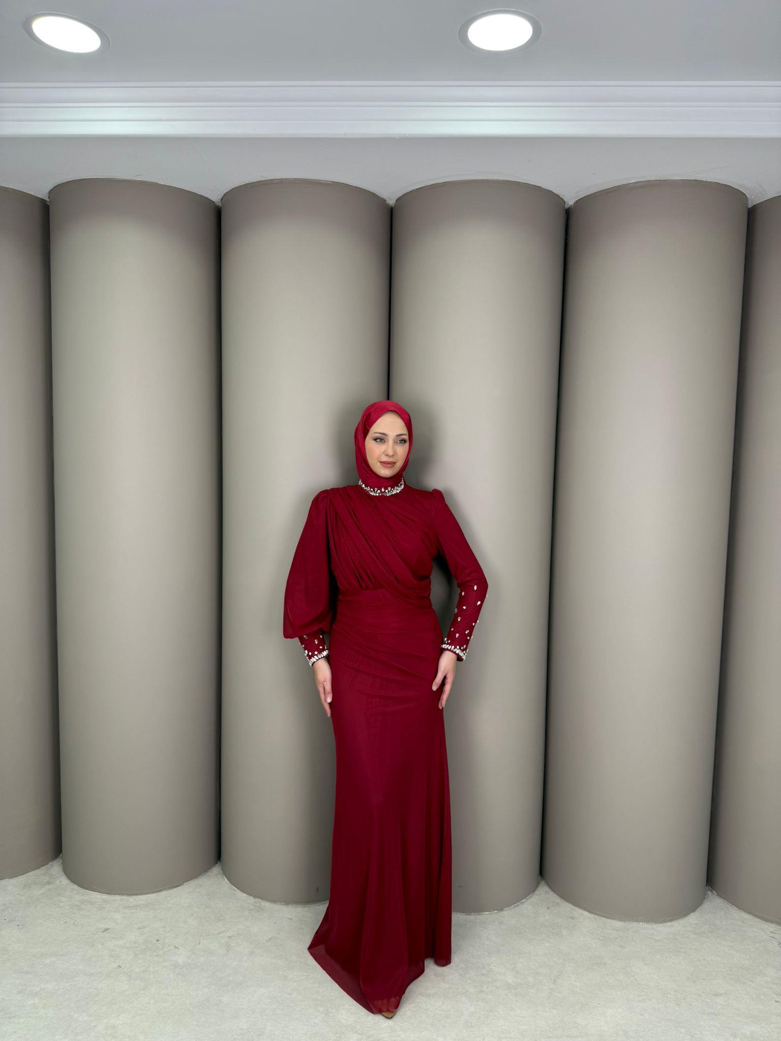 Abiye
Laura Abiye Bordo