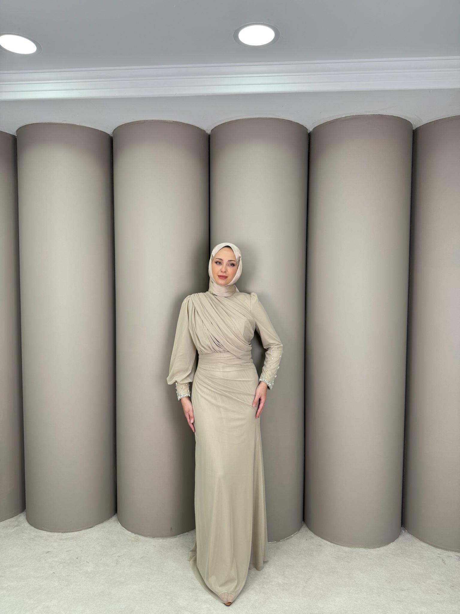 Abiye
Laura Abiye Krem