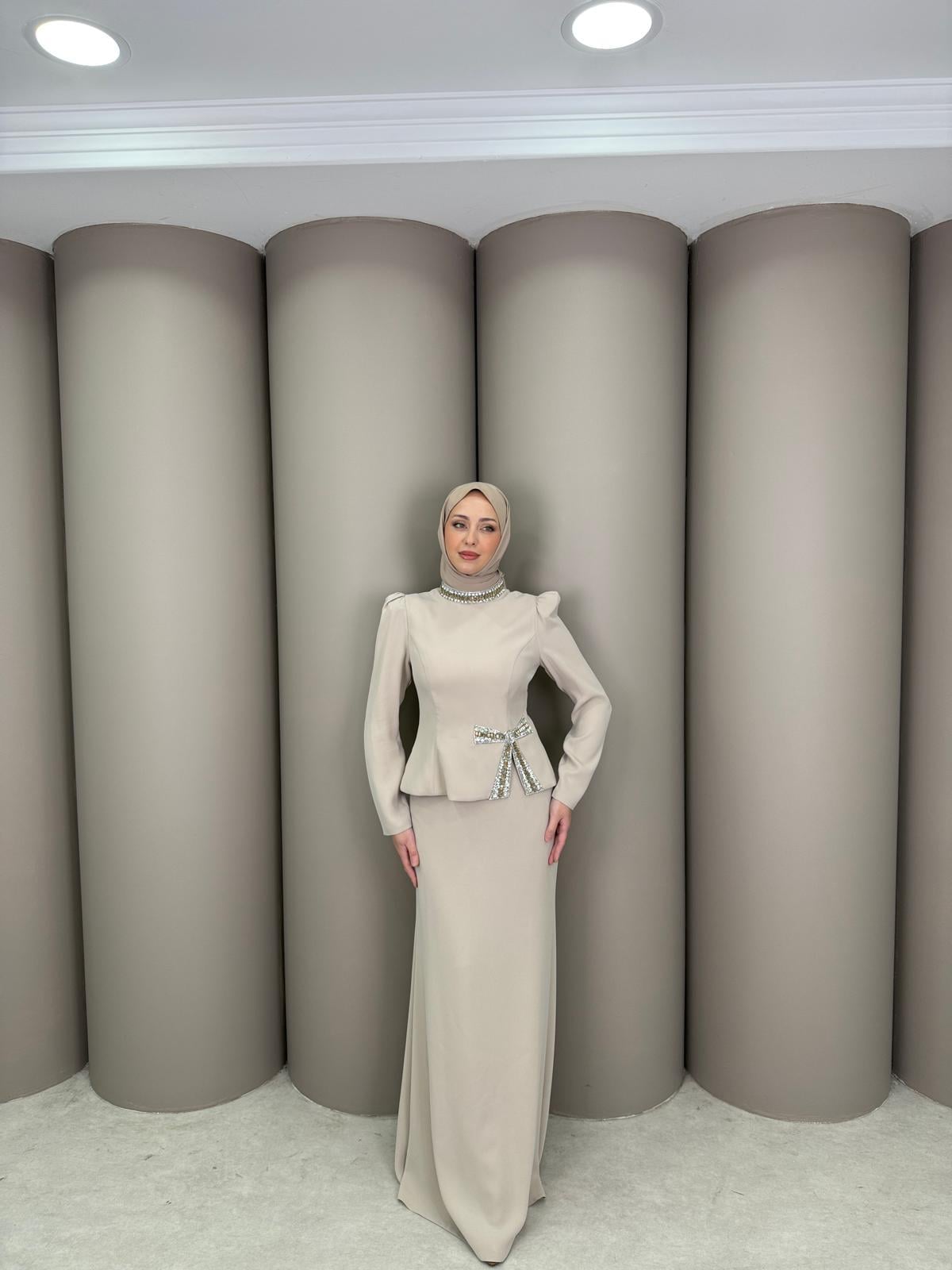 Abiye
Linda Takım Taş