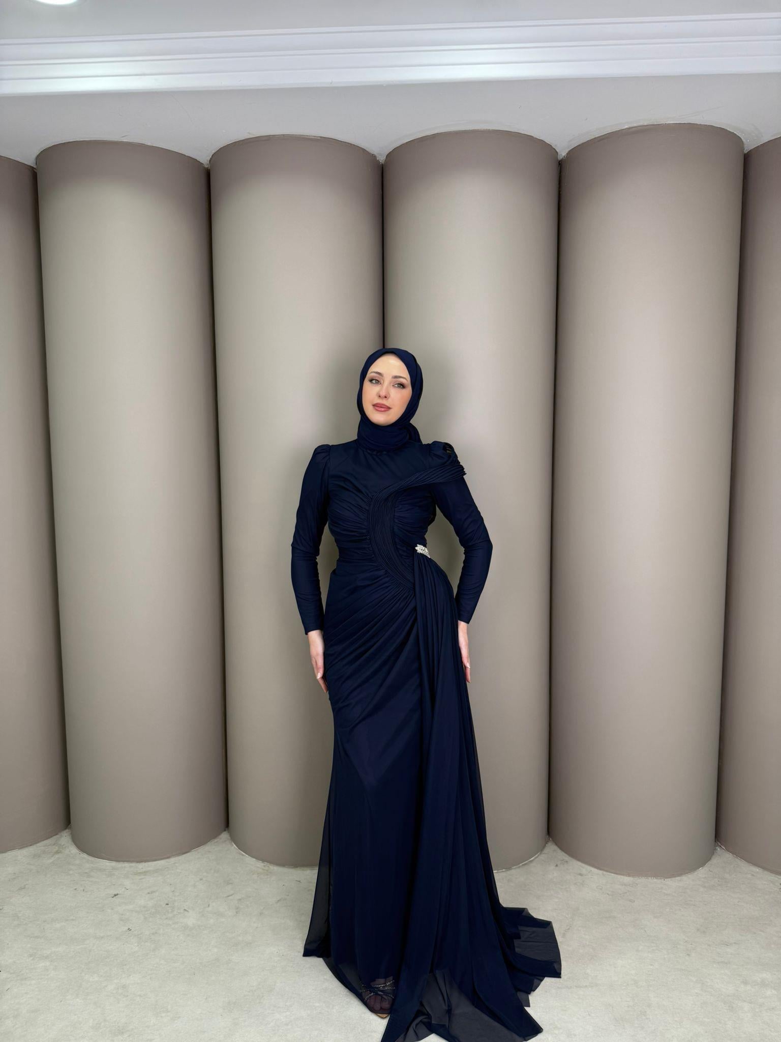 Abiye
Liora Abiye Lacivert