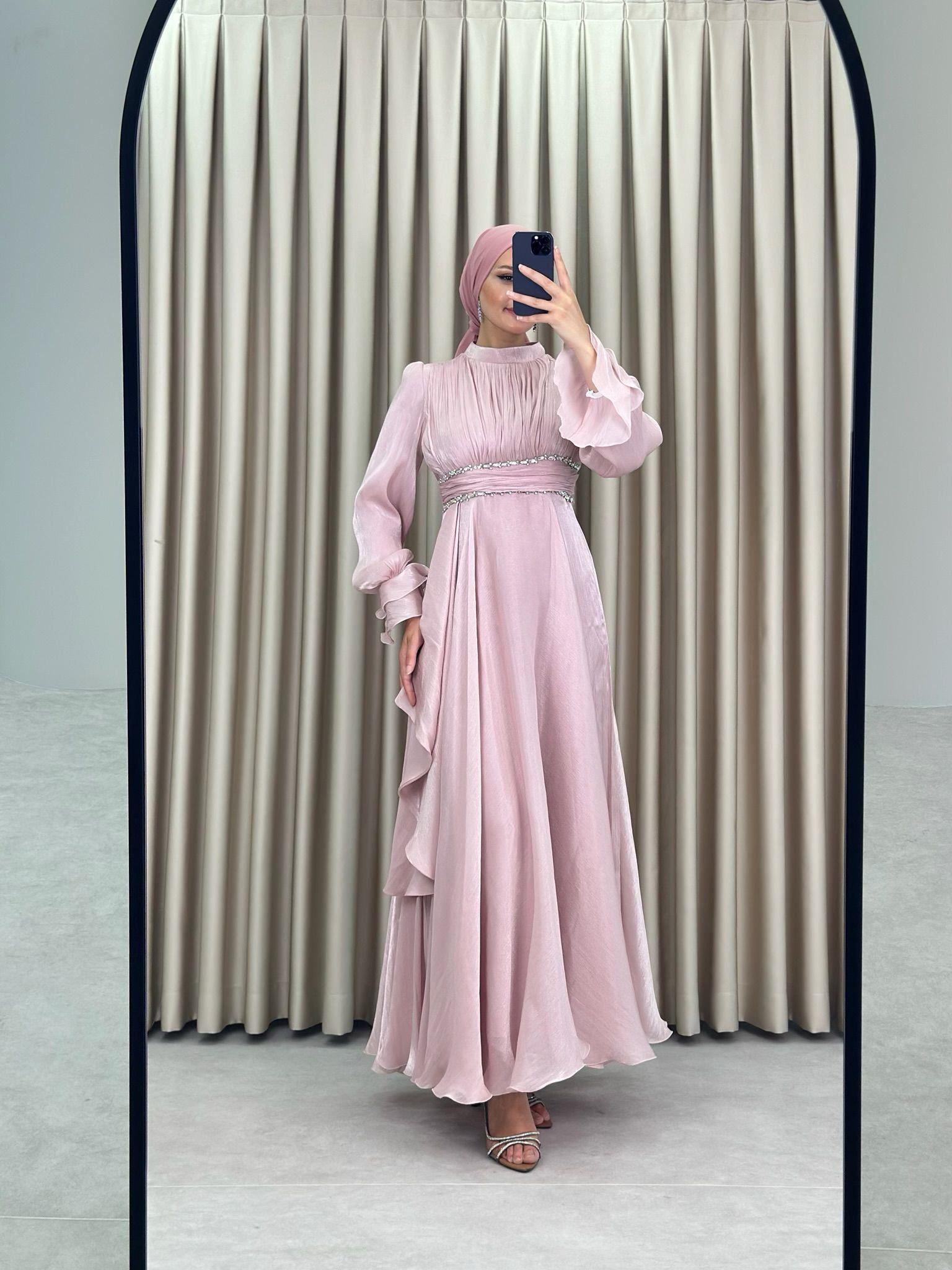 Abiye
Manolya Abiye Pembe