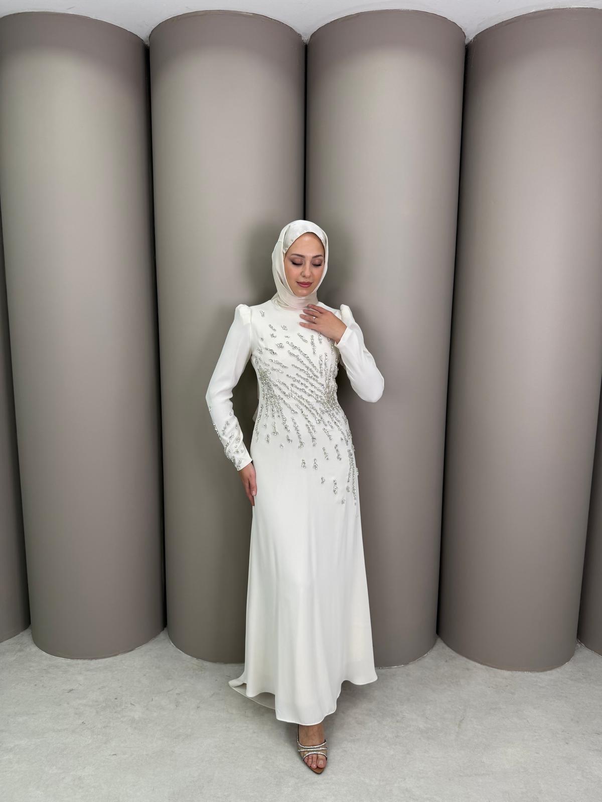 Abiye
Mavi Abiye Beyaz