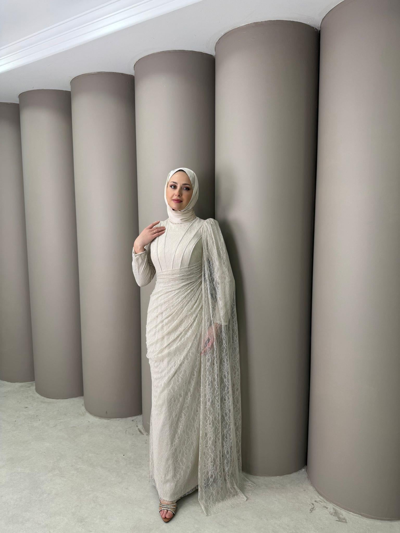 Abiye
Melek Abiye Bej