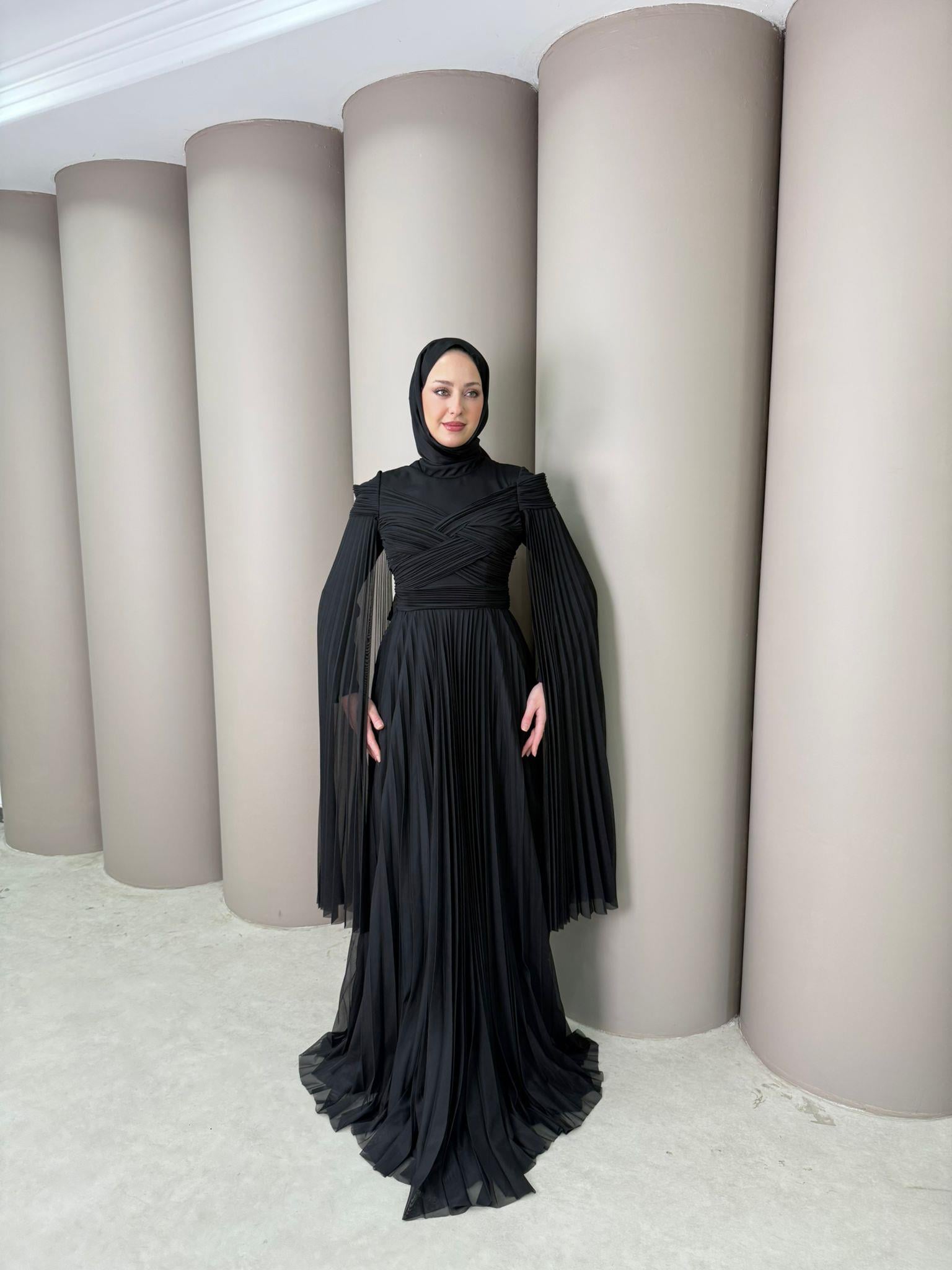 Abiye
Mina Abiye Siyah