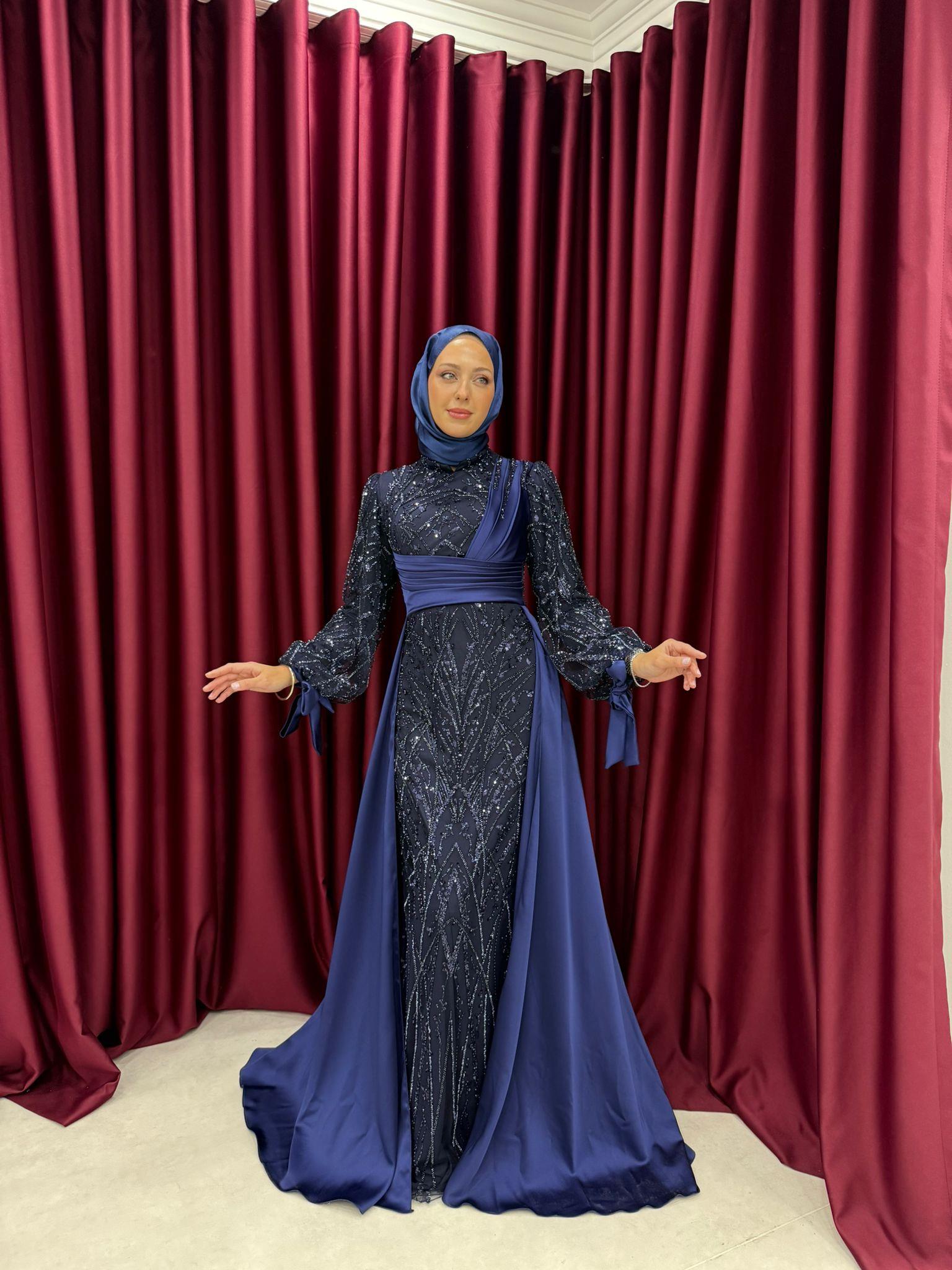 Abiye
Minel Abiye Lacivert