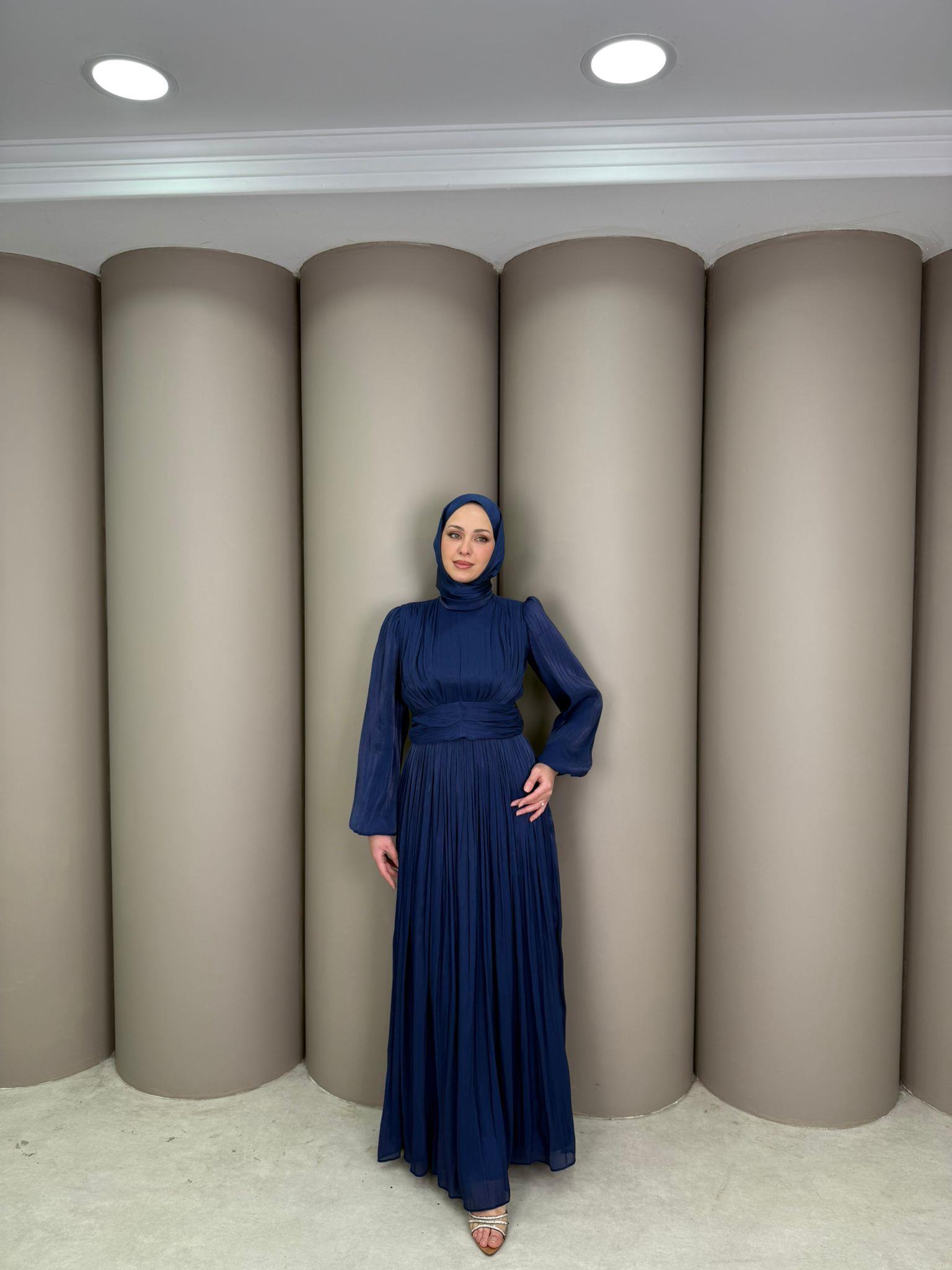 Abiye
Müge Abiye Lacivert