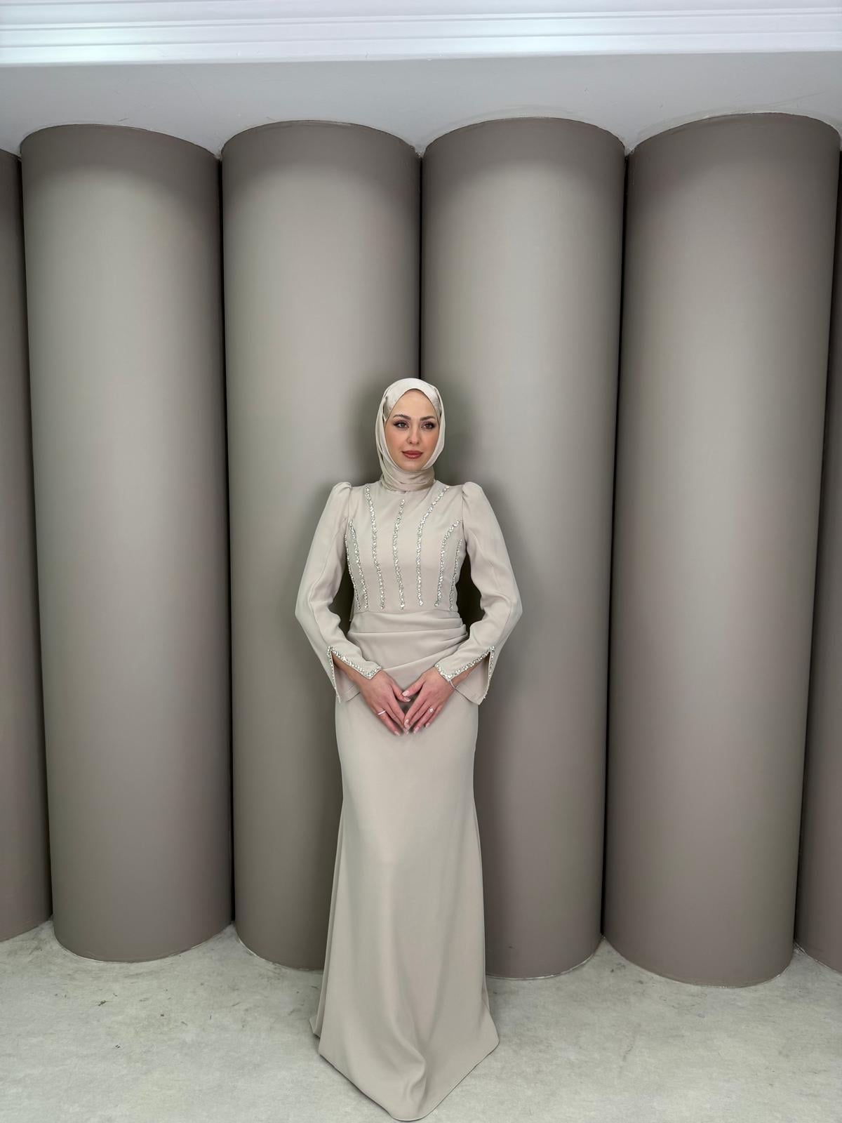 Abiye
Nazende Abiye Bej