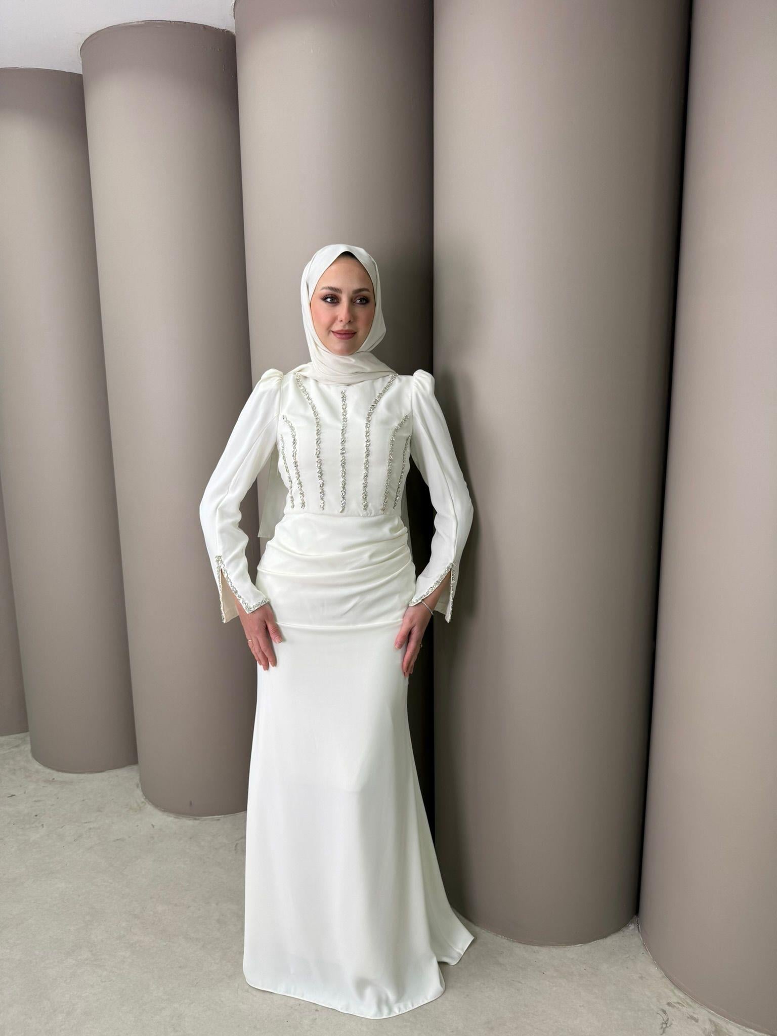 Abiye
Nazende Abiye Beyaz