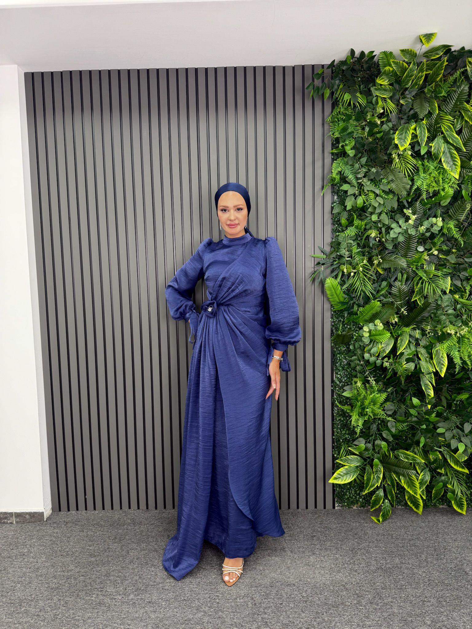 Abiye
Nehir Abiye Lacivert