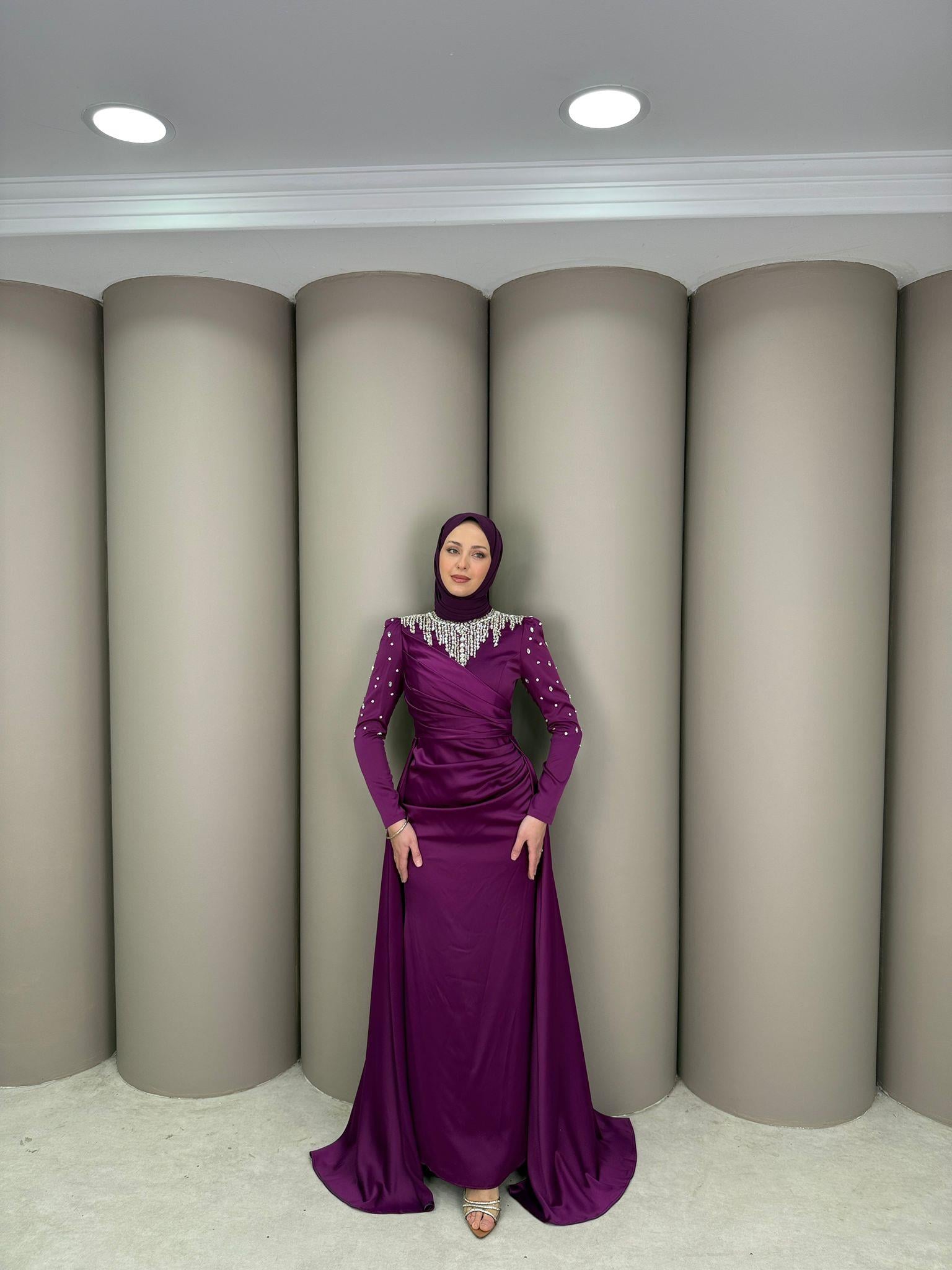 Abiye
Peri Abiye Mor