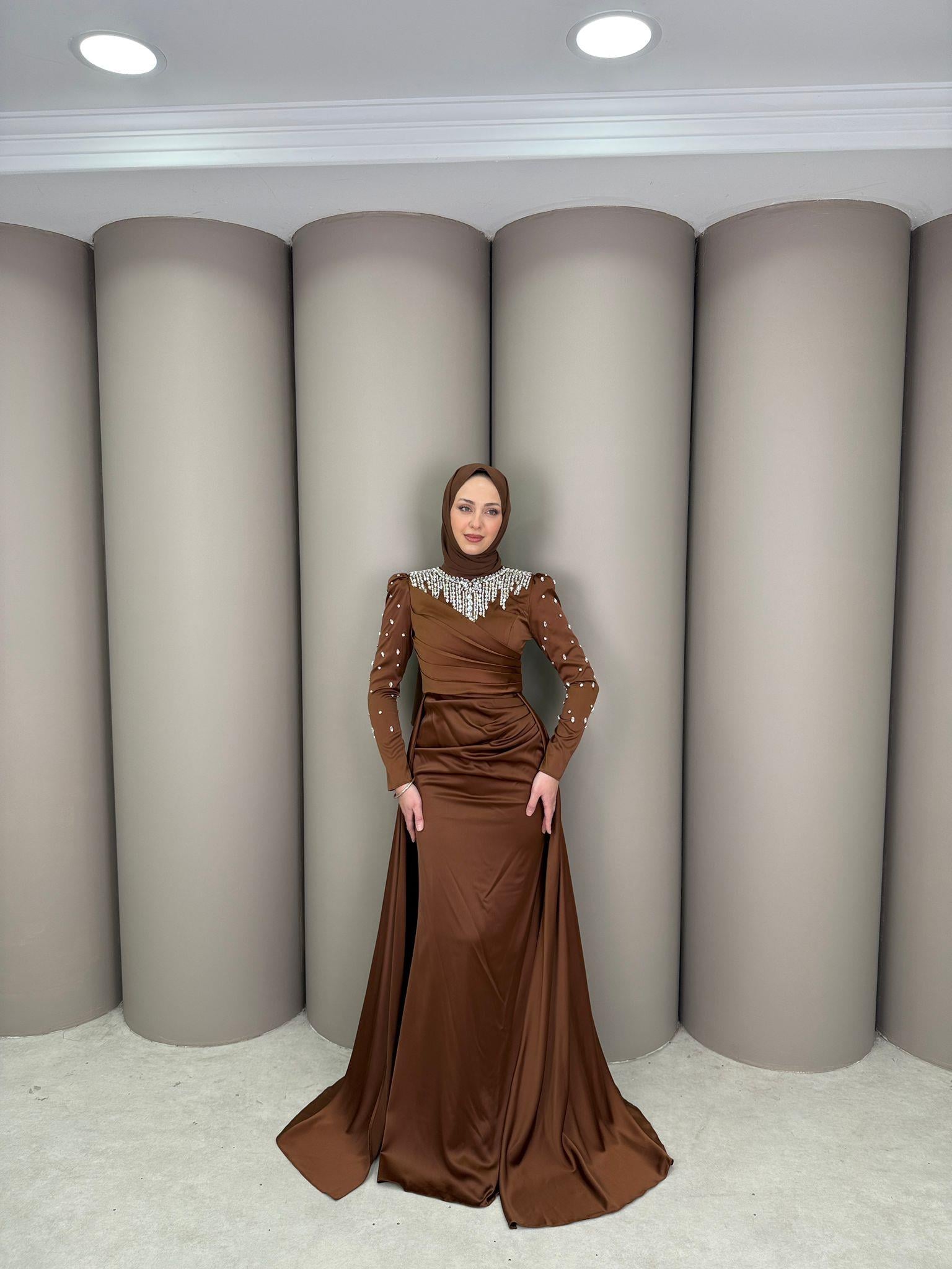 Abiye
Peri Abiye Sütlü Kahve