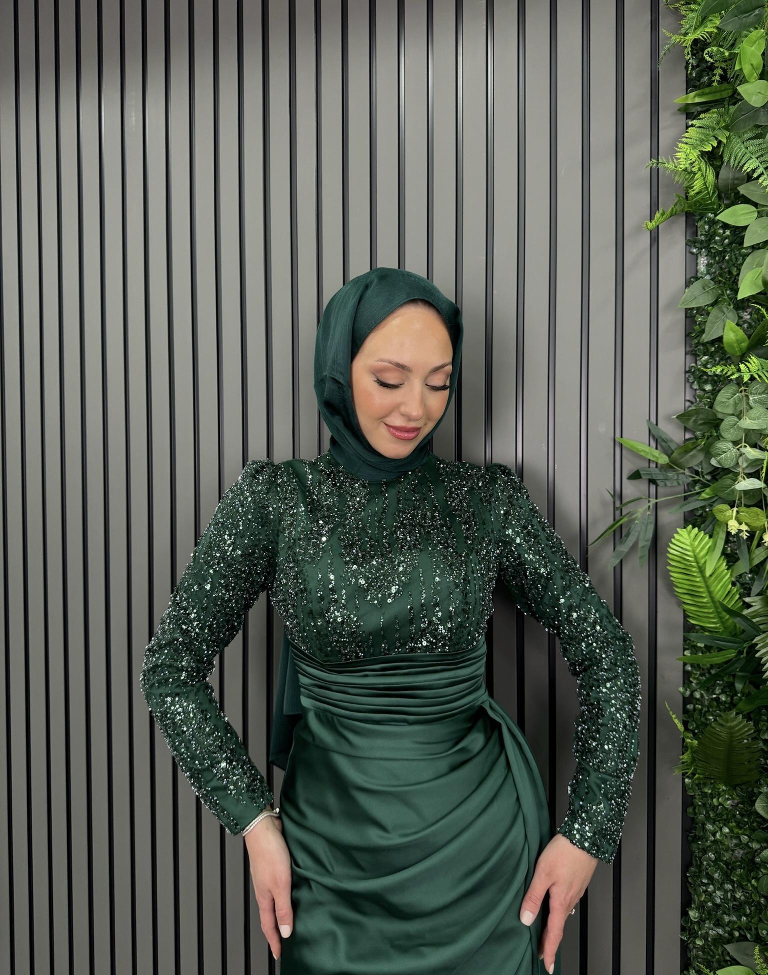 Abiye
Reyhan Abiye Zümrüt Yeşil