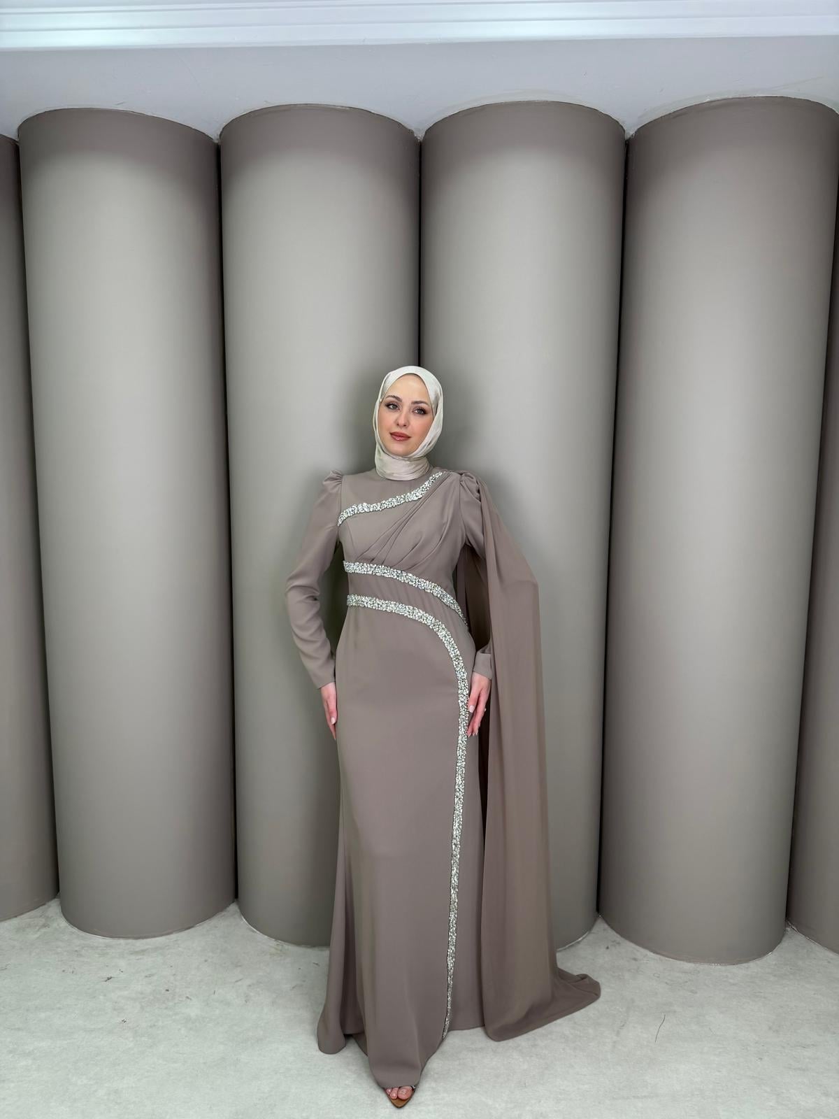 Abiye
Salkım Abiye Sütlü Kahve