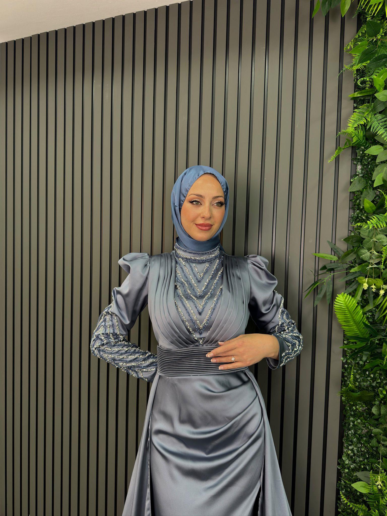 Abiye
Senem Abiye Buz Mavisi