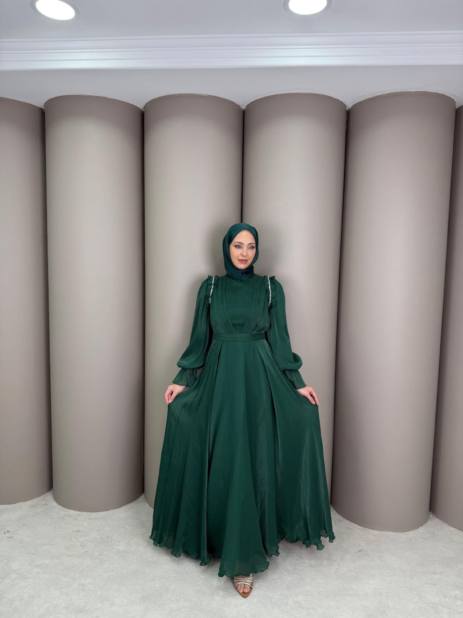 Abiye
Yağmur Abiye Zümrüt Yeşil 