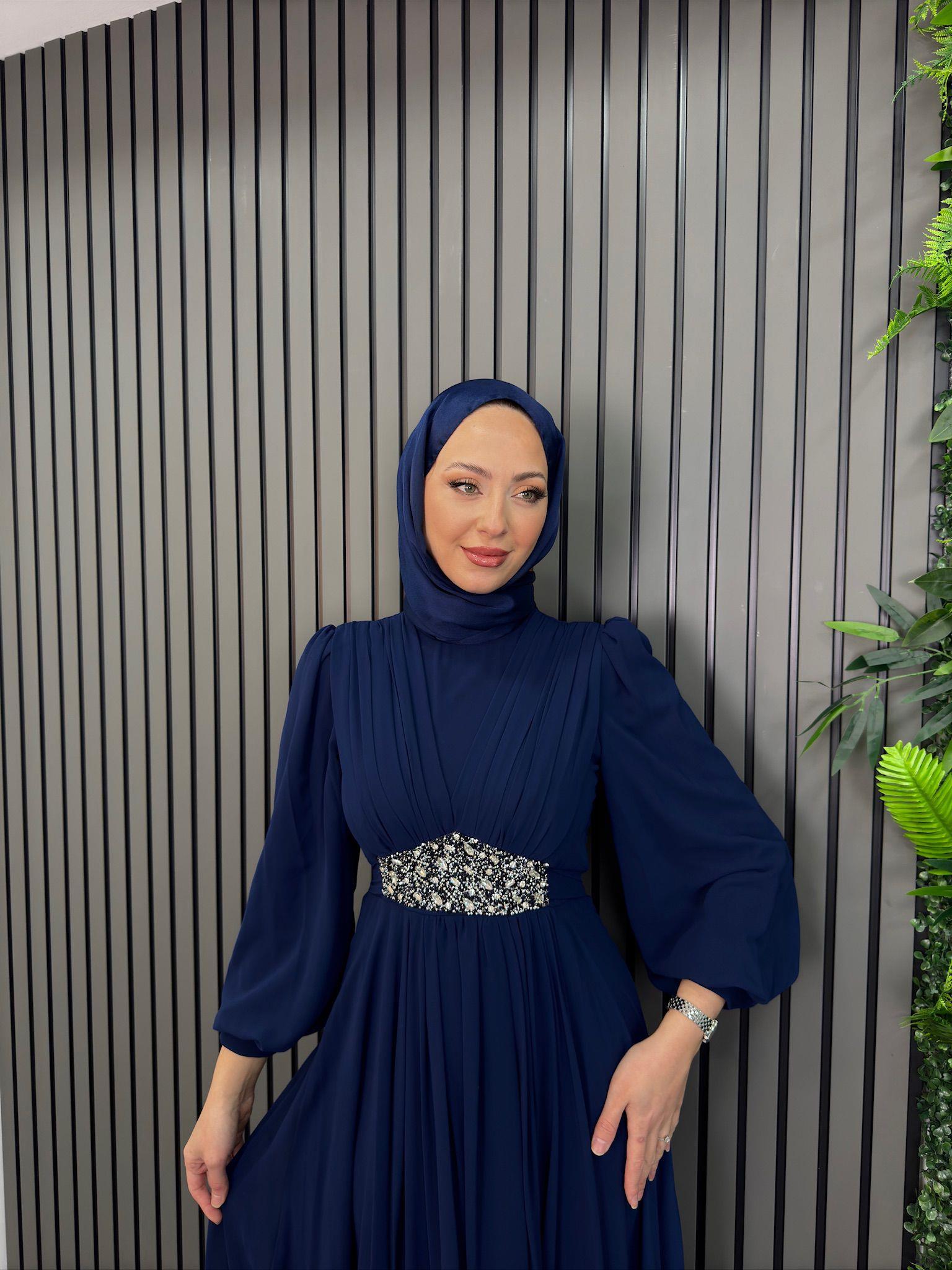 Abiye
Zehra Abiye Lacivert