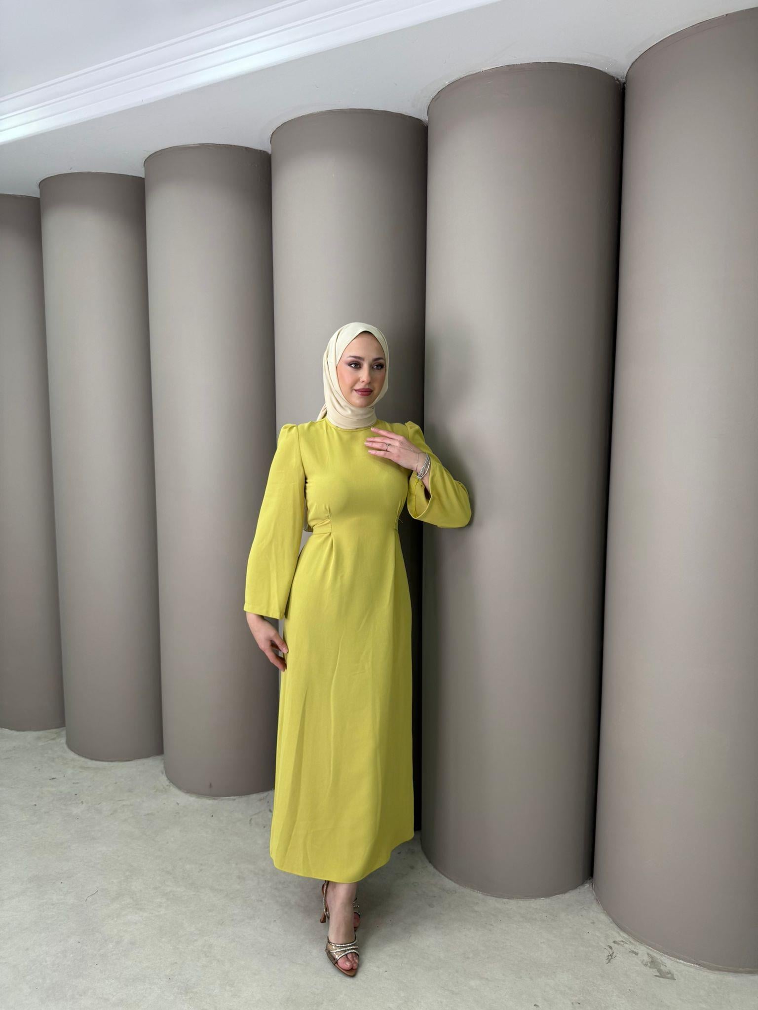 Elbise
Kendinden Kemerli Elbise Yağ Yeşili