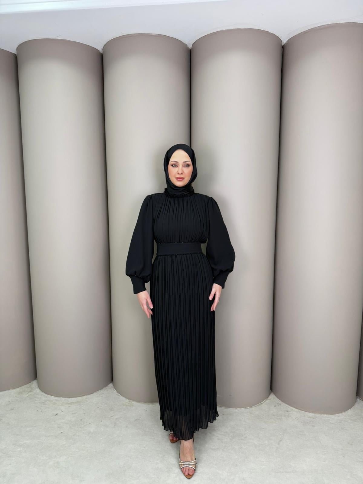 Elbise
Rüveyda Elbise Siyah