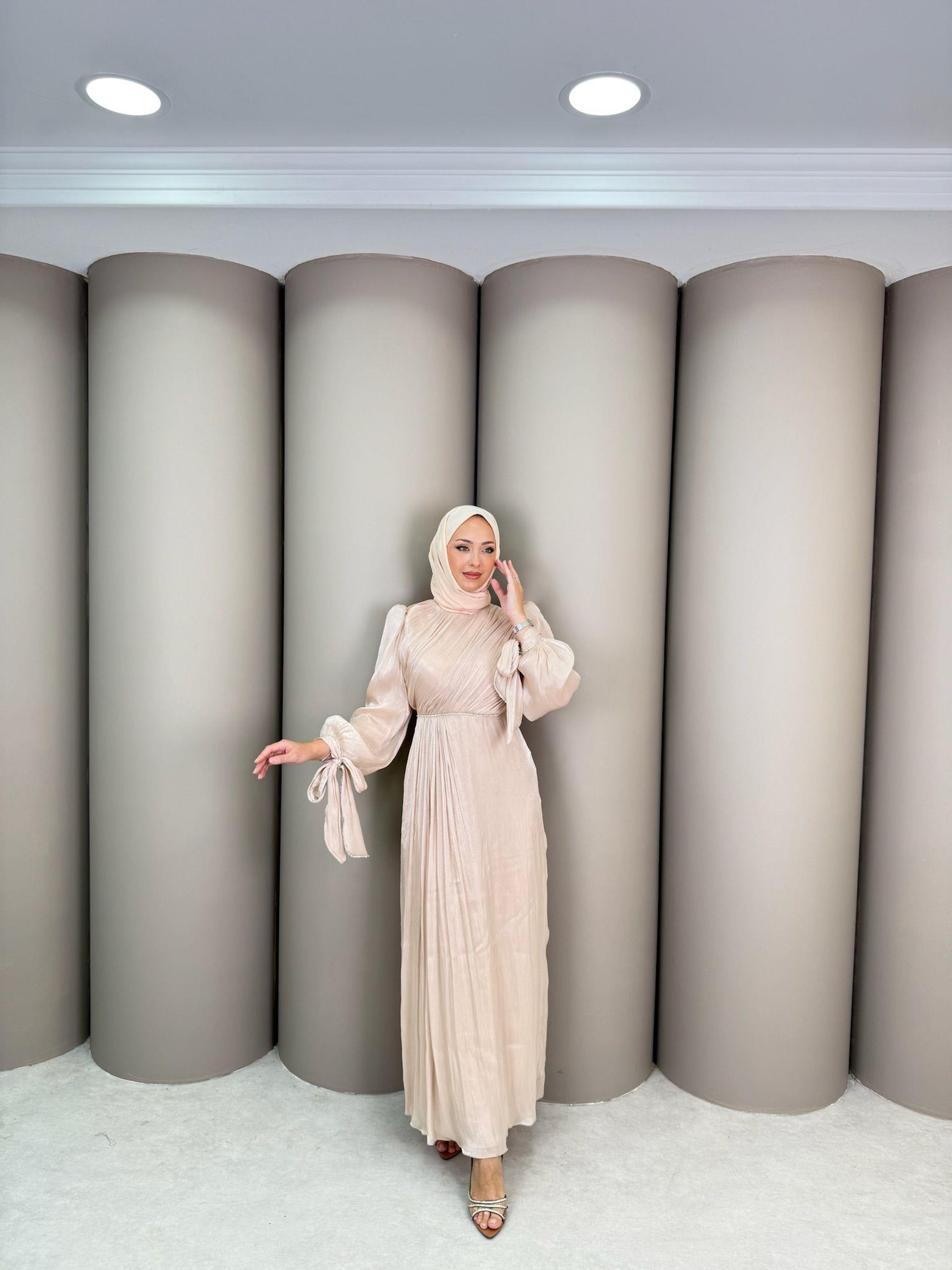 En Yeniler
Lidya Abiye Şampanya Rengi