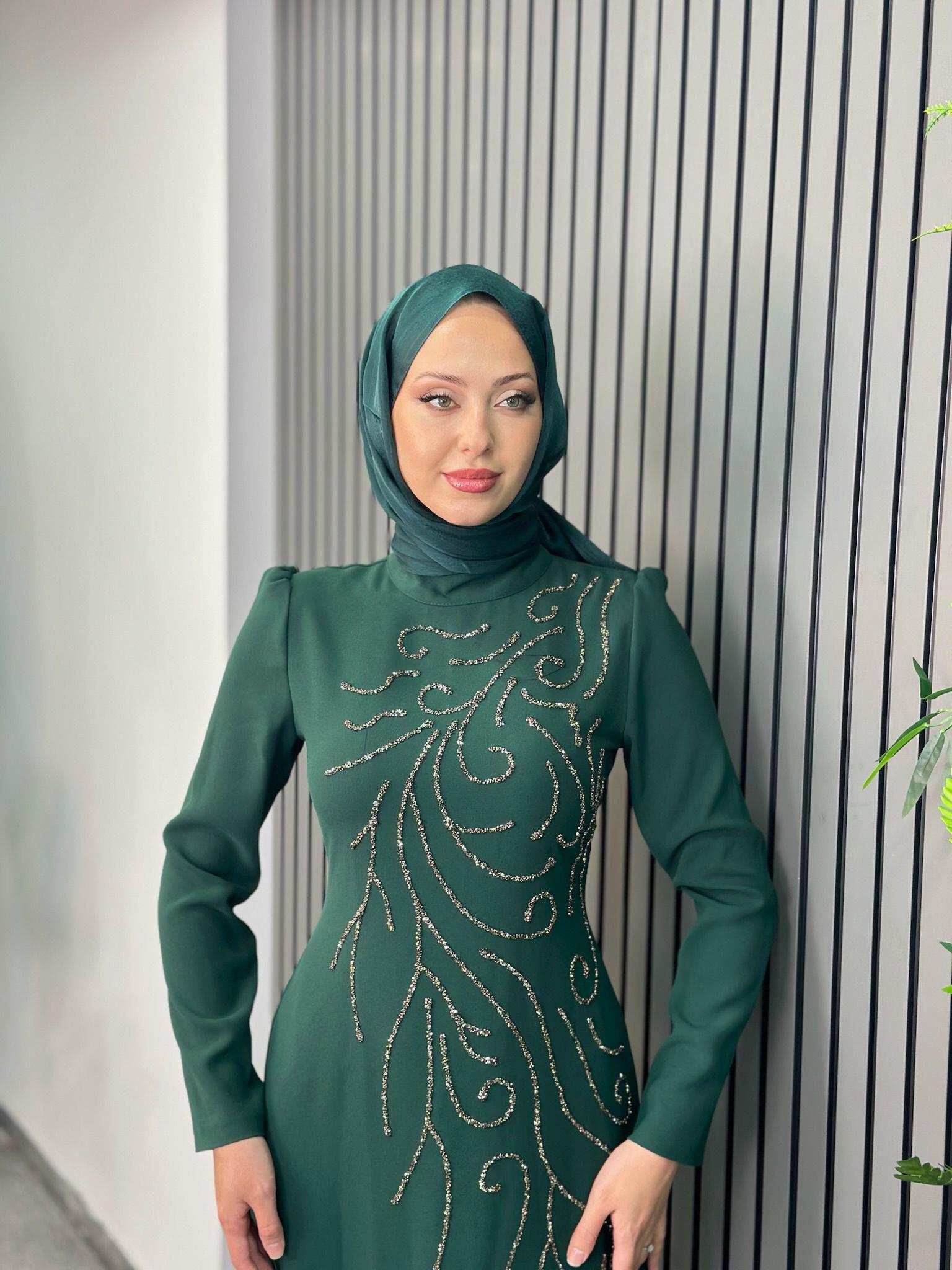 Giyim
Sena Abiye Zümrüt Yeşil