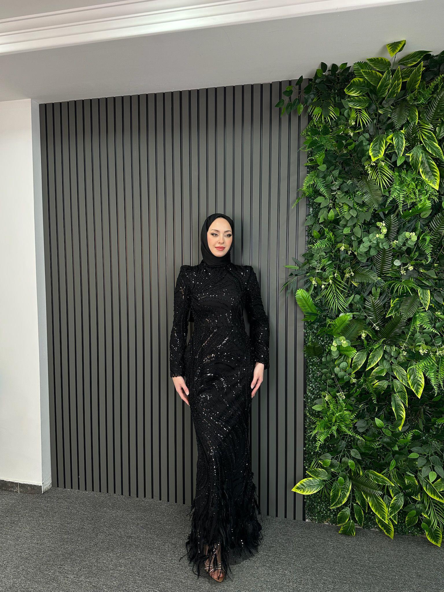 Giyim
Sierra Abiye Siyah