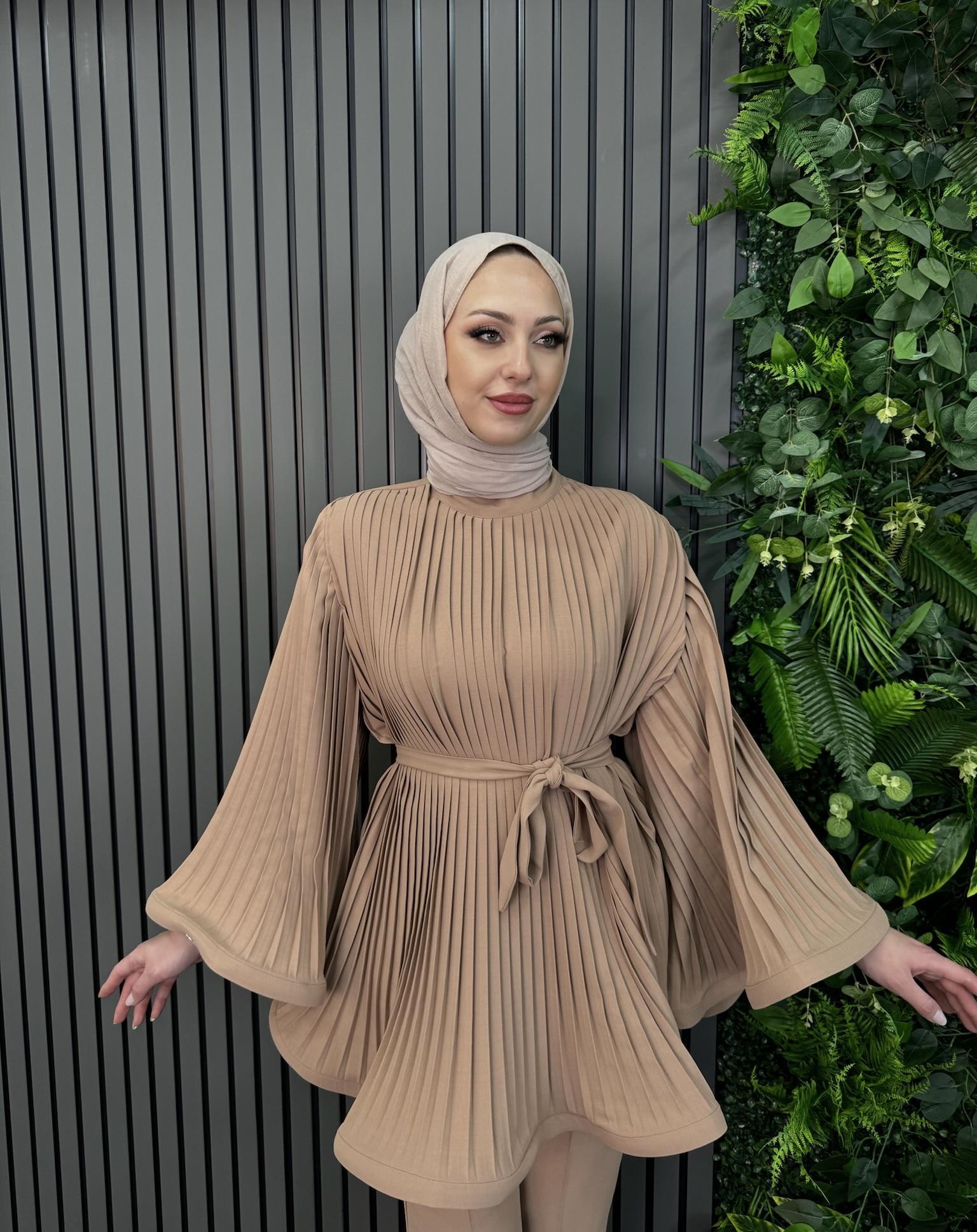 Takım
Alara Takım Bej
