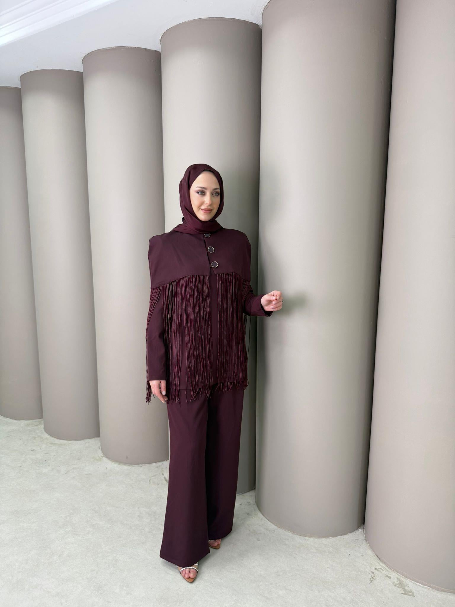 Takım
Ella Takım Mürdüm