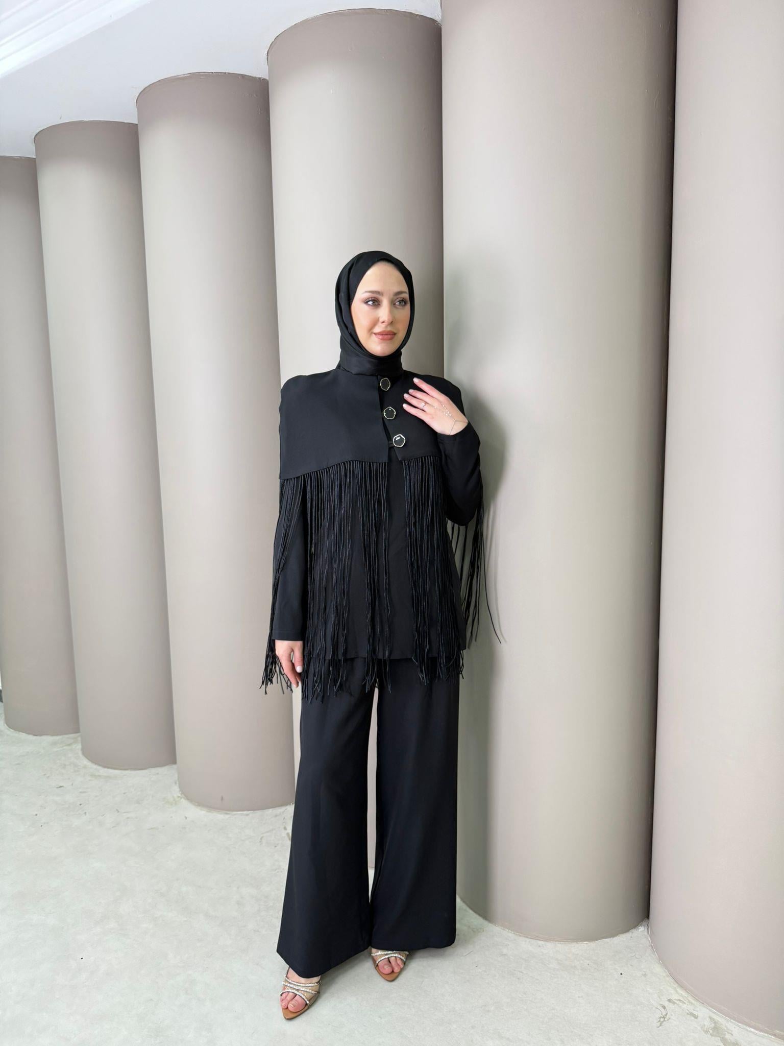 Takım
Ella Takım Siyah