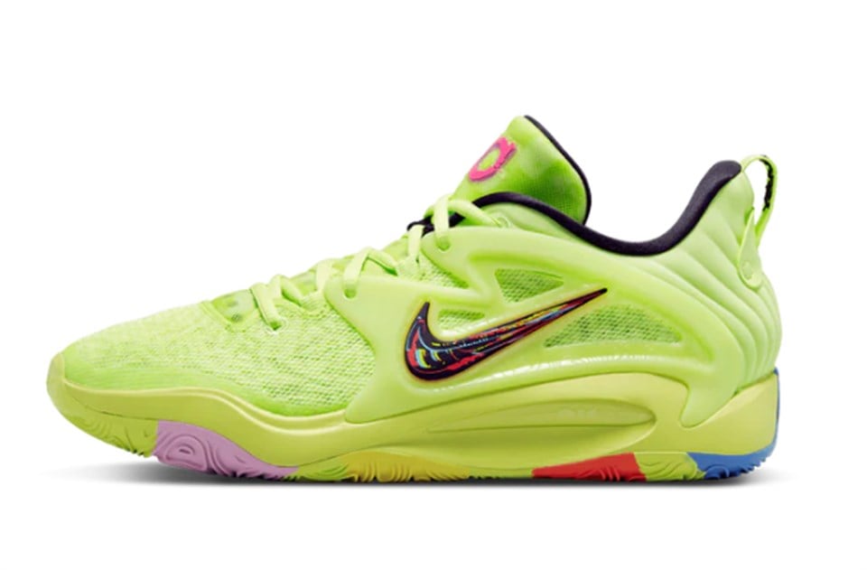 DM1056-700Nike KD 15 ''Aimbot''