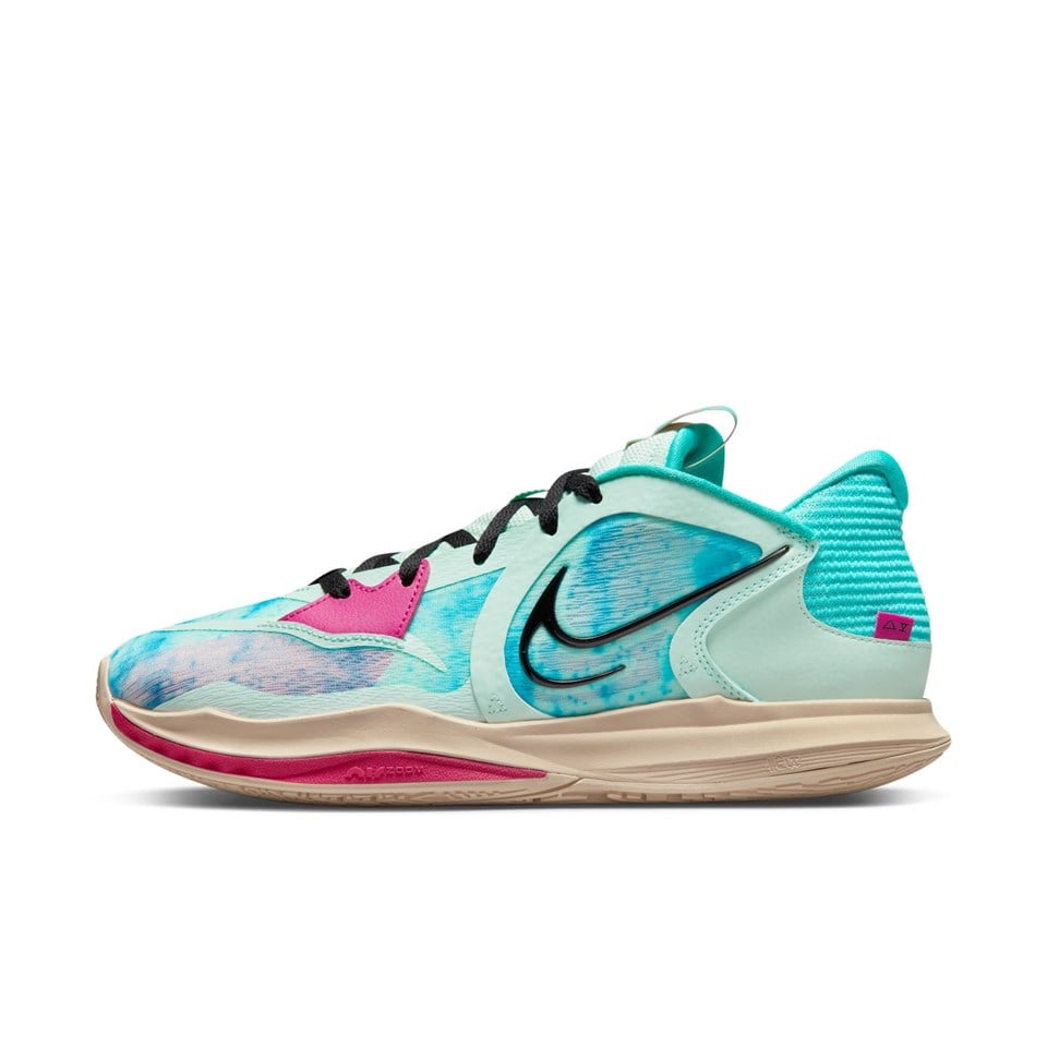 dv2531-900Nike Kyrie Low 5 Community