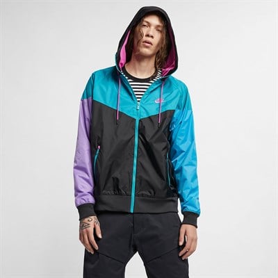 NIKE 'SPORTSWEAR WRU CEKET'