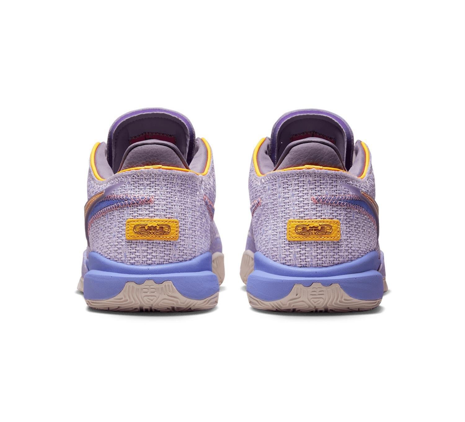 Nike LeBron XX 