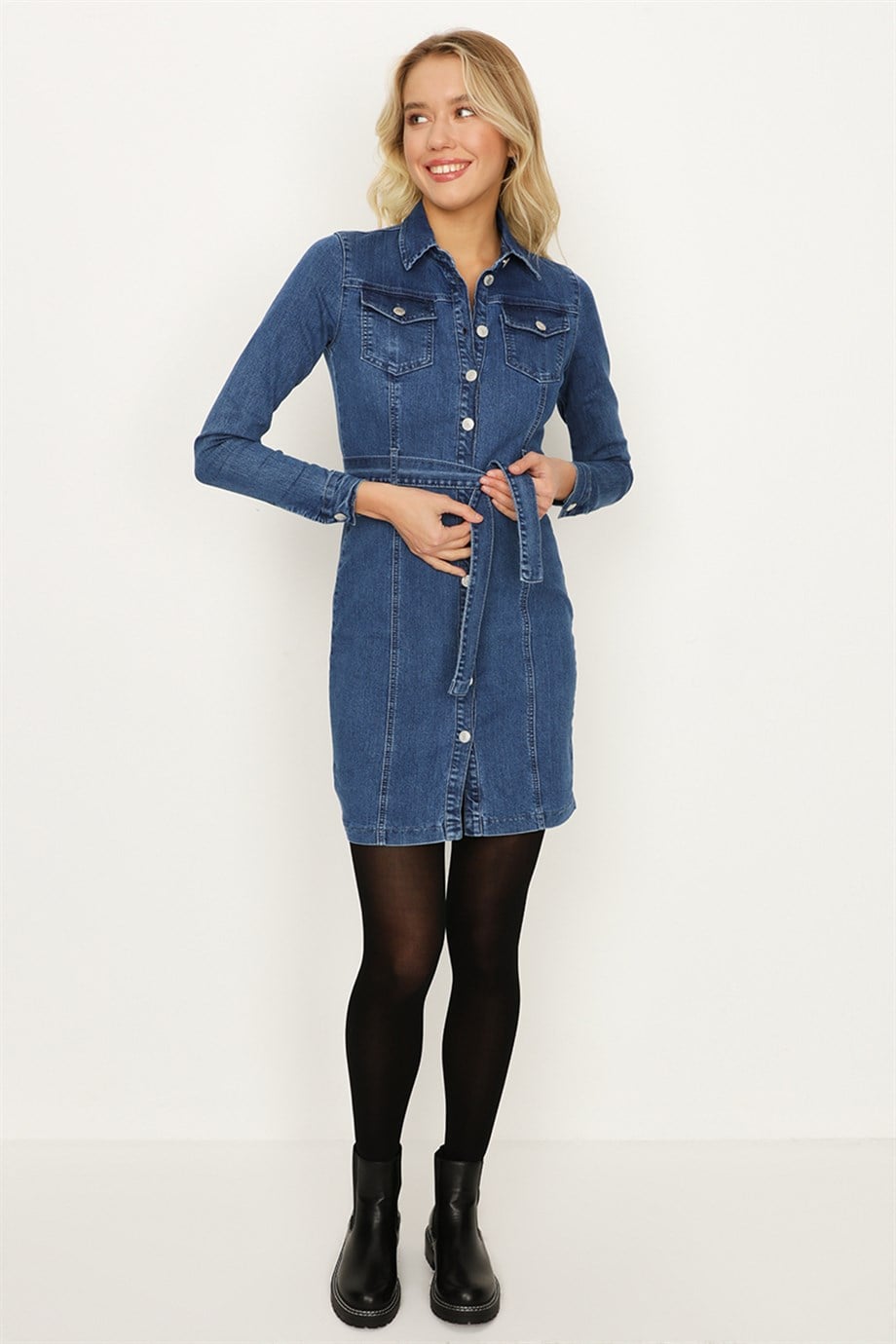 Kadın Önden Düğmeli Kuşaklı Uzun Kollu Denim Elbise