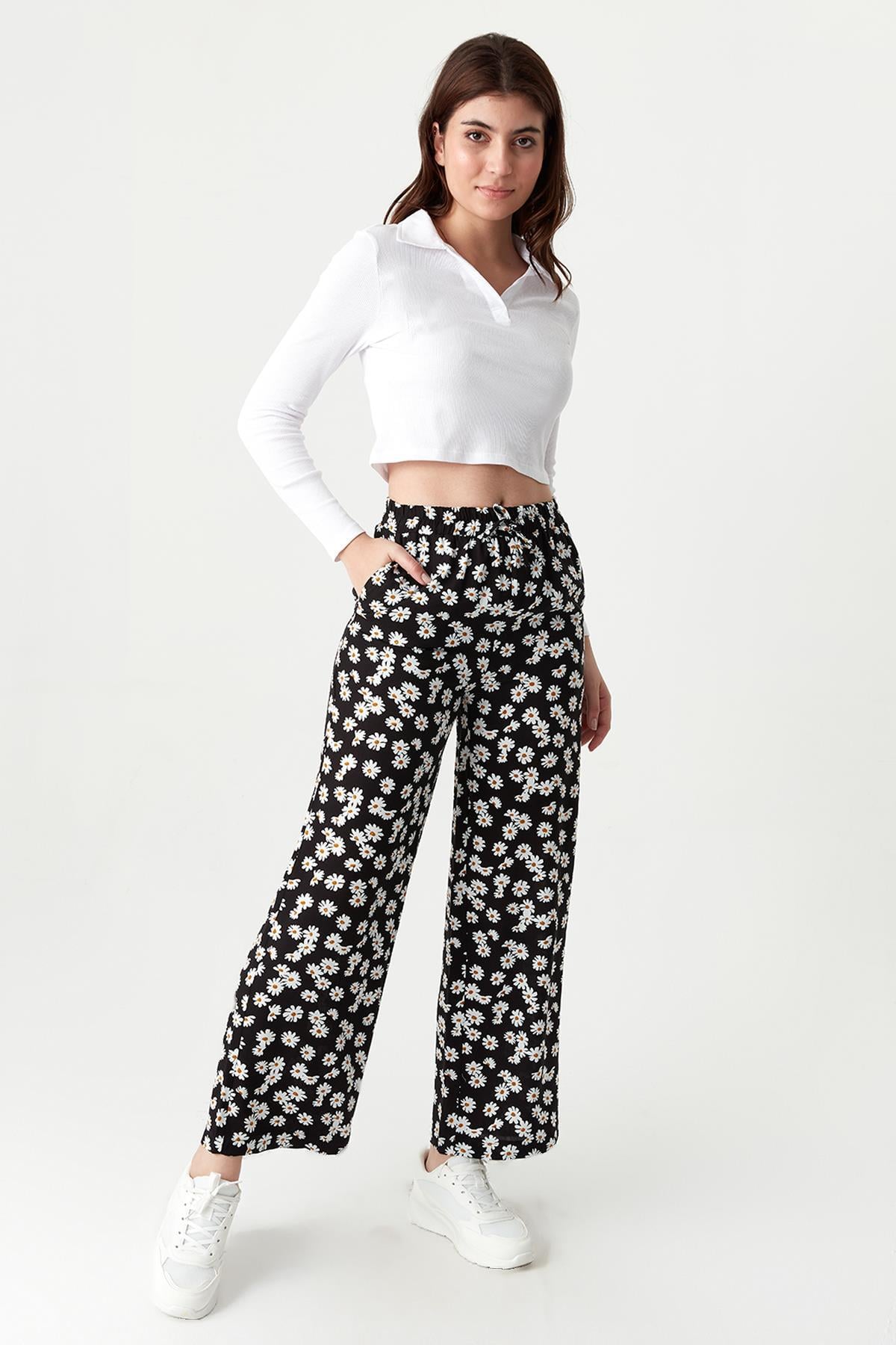 Kadın Beli Lastikli Geniş Paça Pantolon