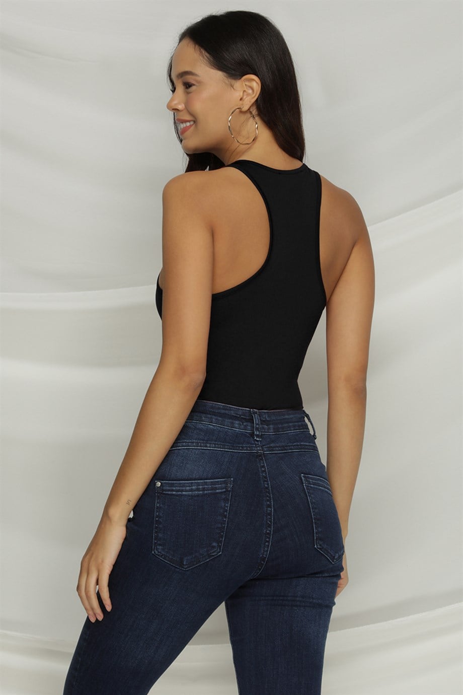 Kadın Bisiklet Yaka Yüzücü Alttan Çıtçıtlı Body · 45