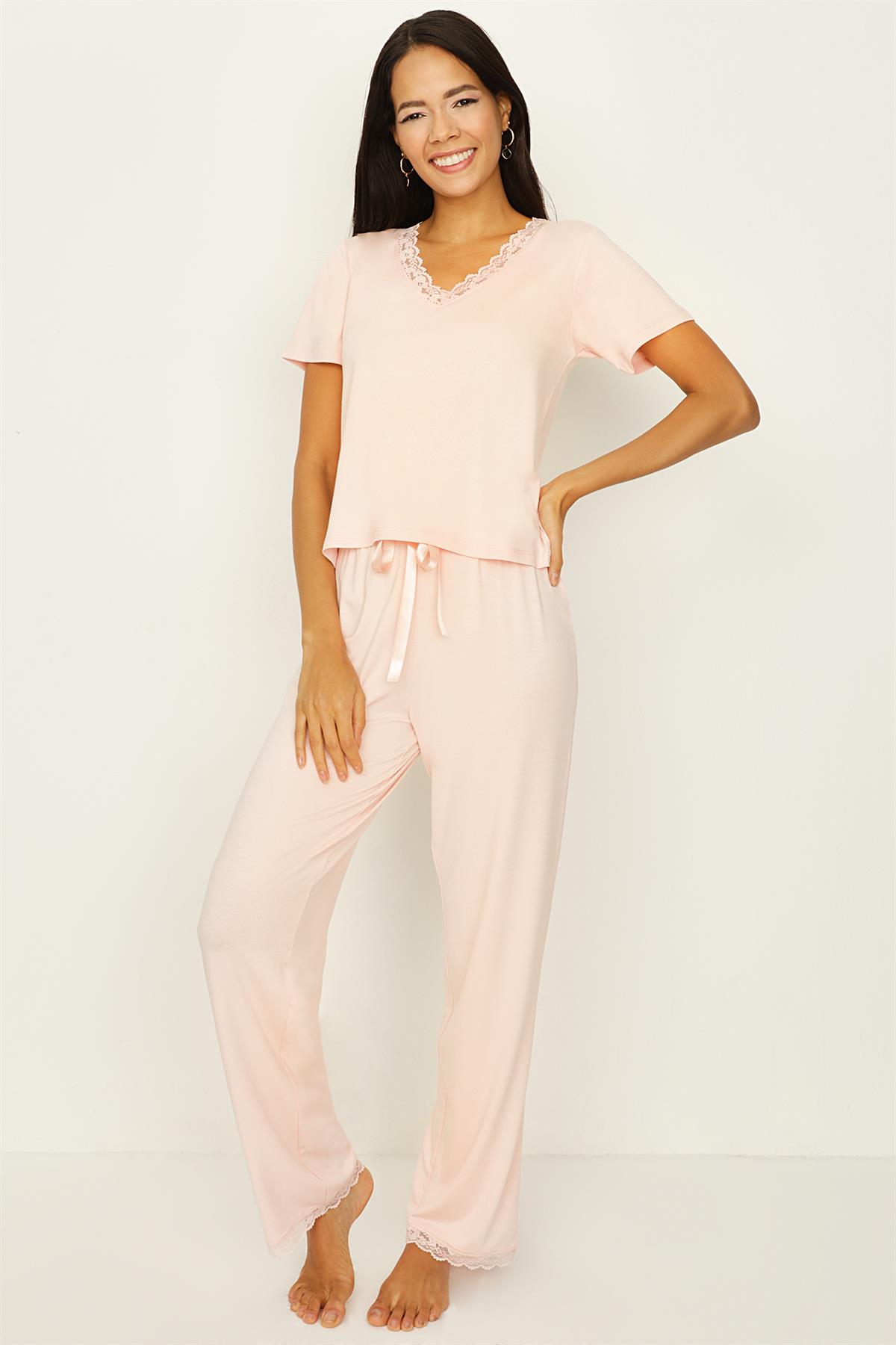 Select Moda Kadın Dantel Detaylı Örme Pijama Takımı