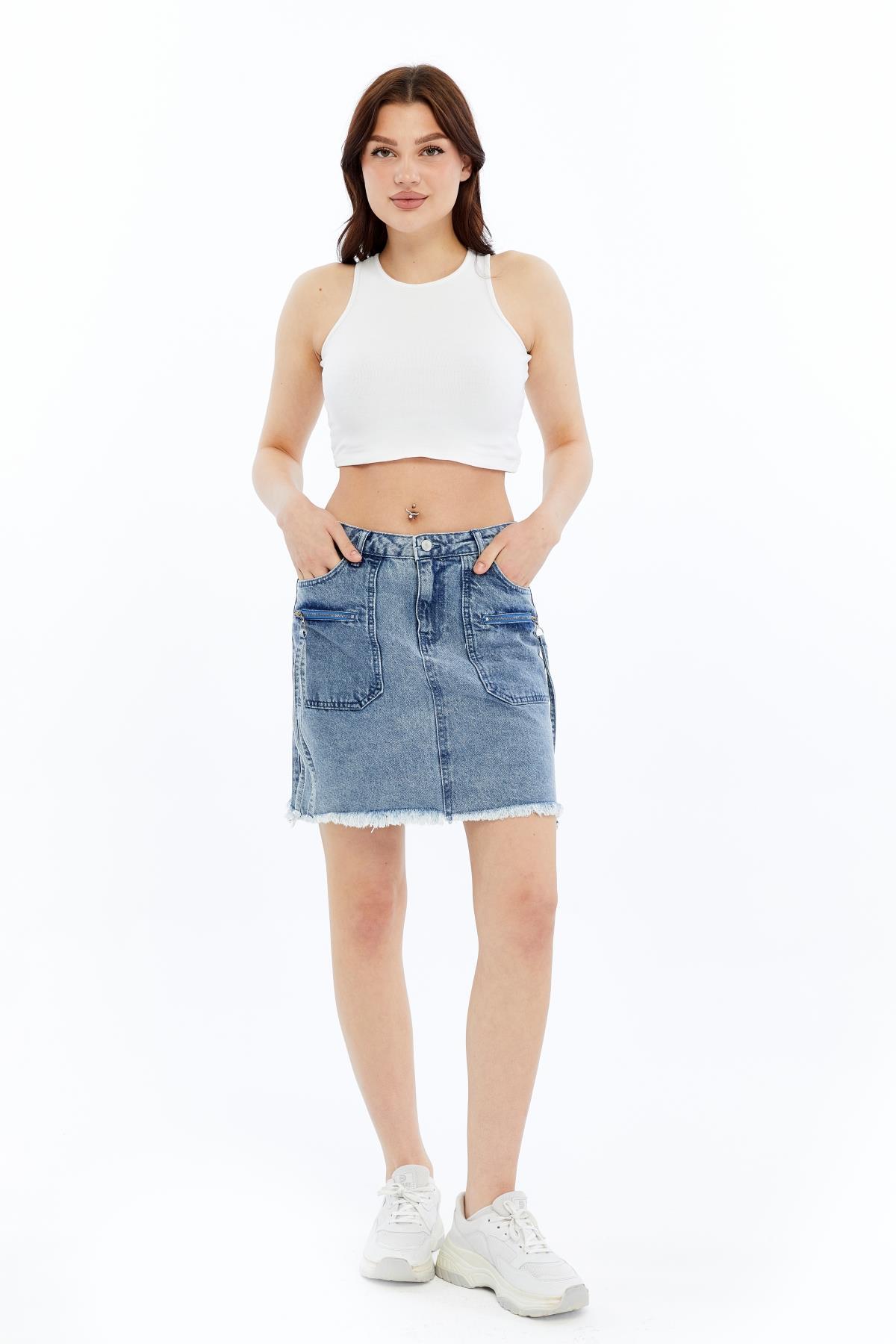 Kadın Denim Yüksek Bel Altı Saçaklı Arkadan Cepli Önü Fermuar Detaylı Mini Etek · 2